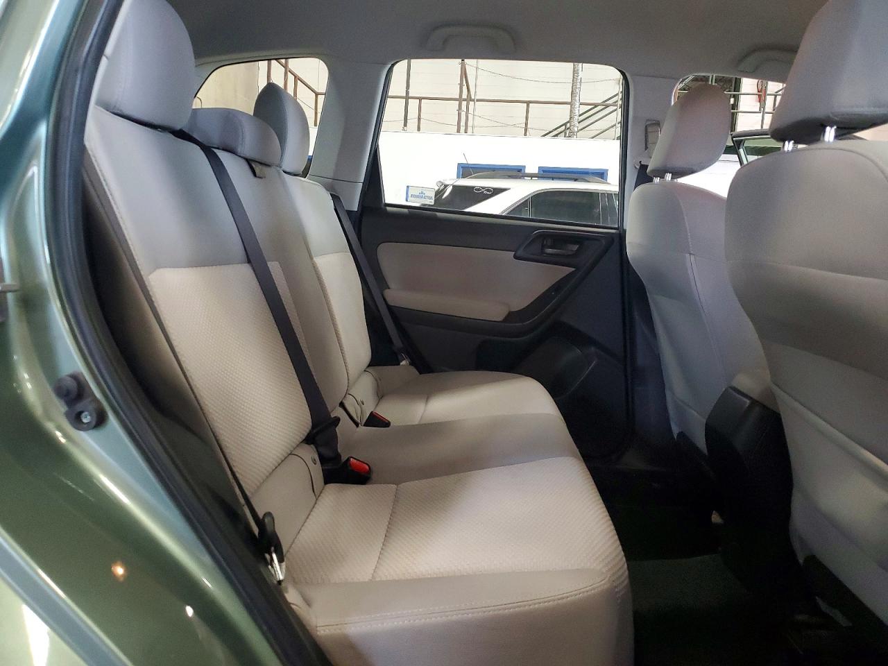 2015 Subaru Forester 2.5i Зеленый vin: JF2SJABC5FH596110