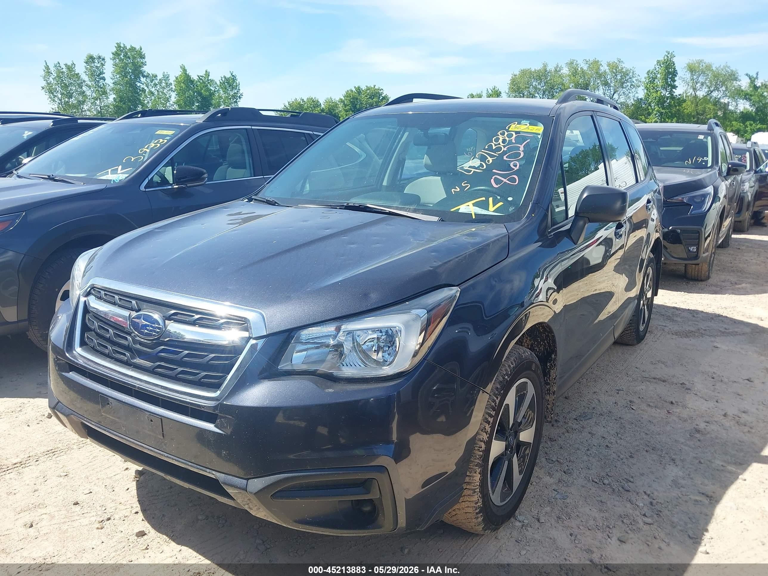 2018 Subaru Forester 2.5i Gray vin: JF2SJABC5JH400420