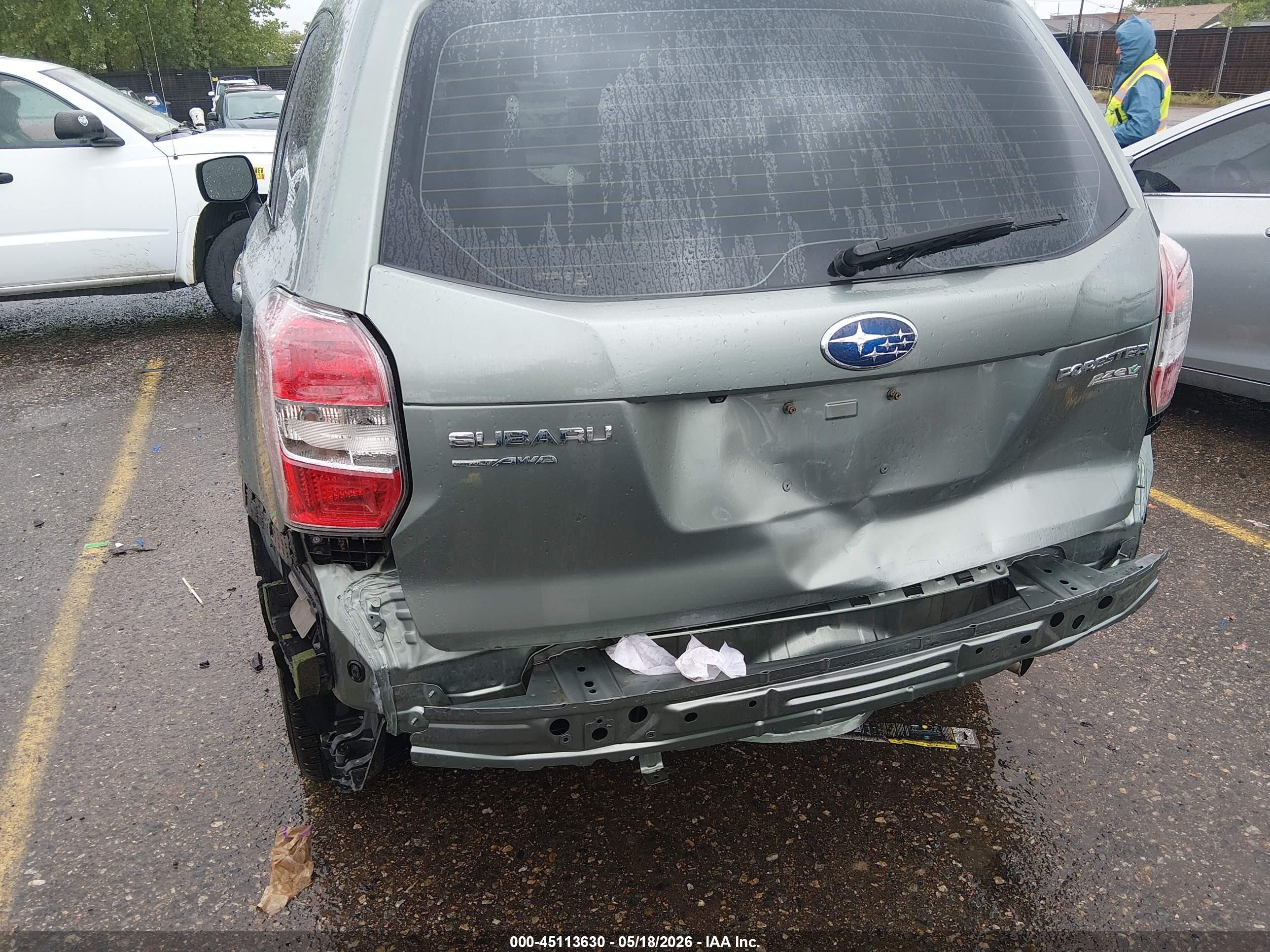2015 Subaru Forester 2.5i Green vin: JF2SJABC6FH422885