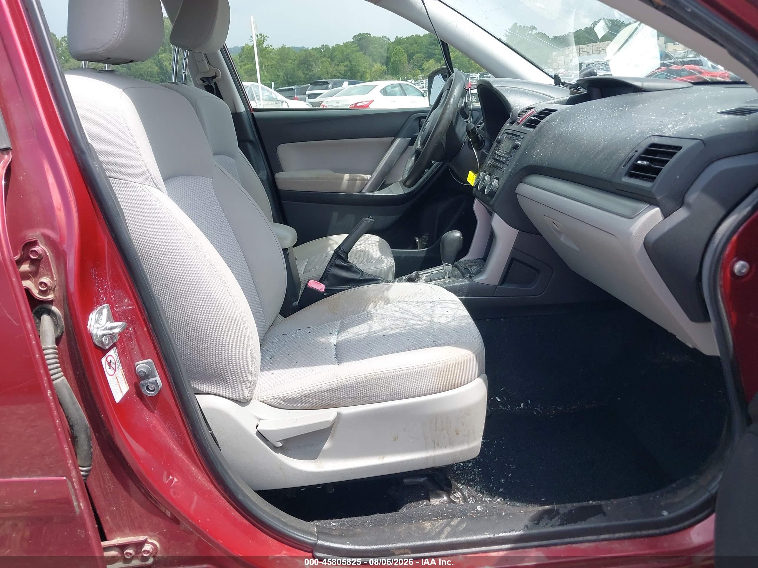 2015 Subaru Forester 2.5i Красный vin: JF2SJABC6FH461377
