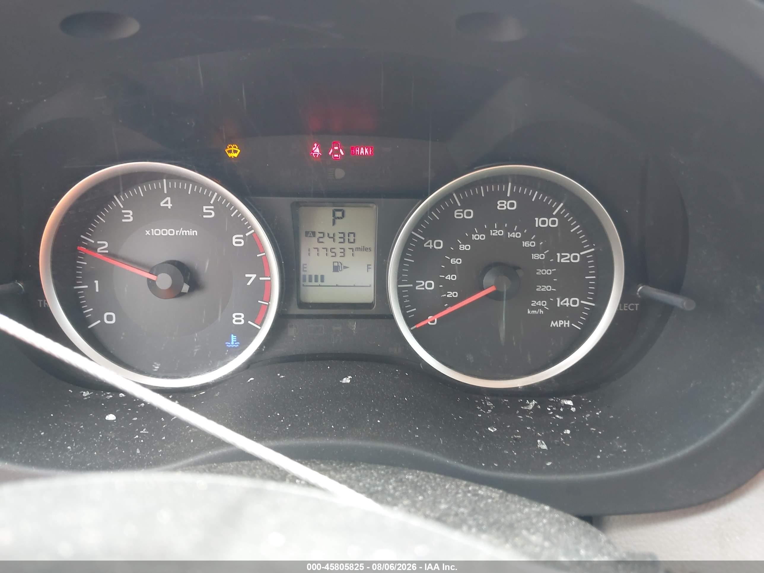 2015 Subaru Forester 2.5i Красный vin: JF2SJABC6FH461377