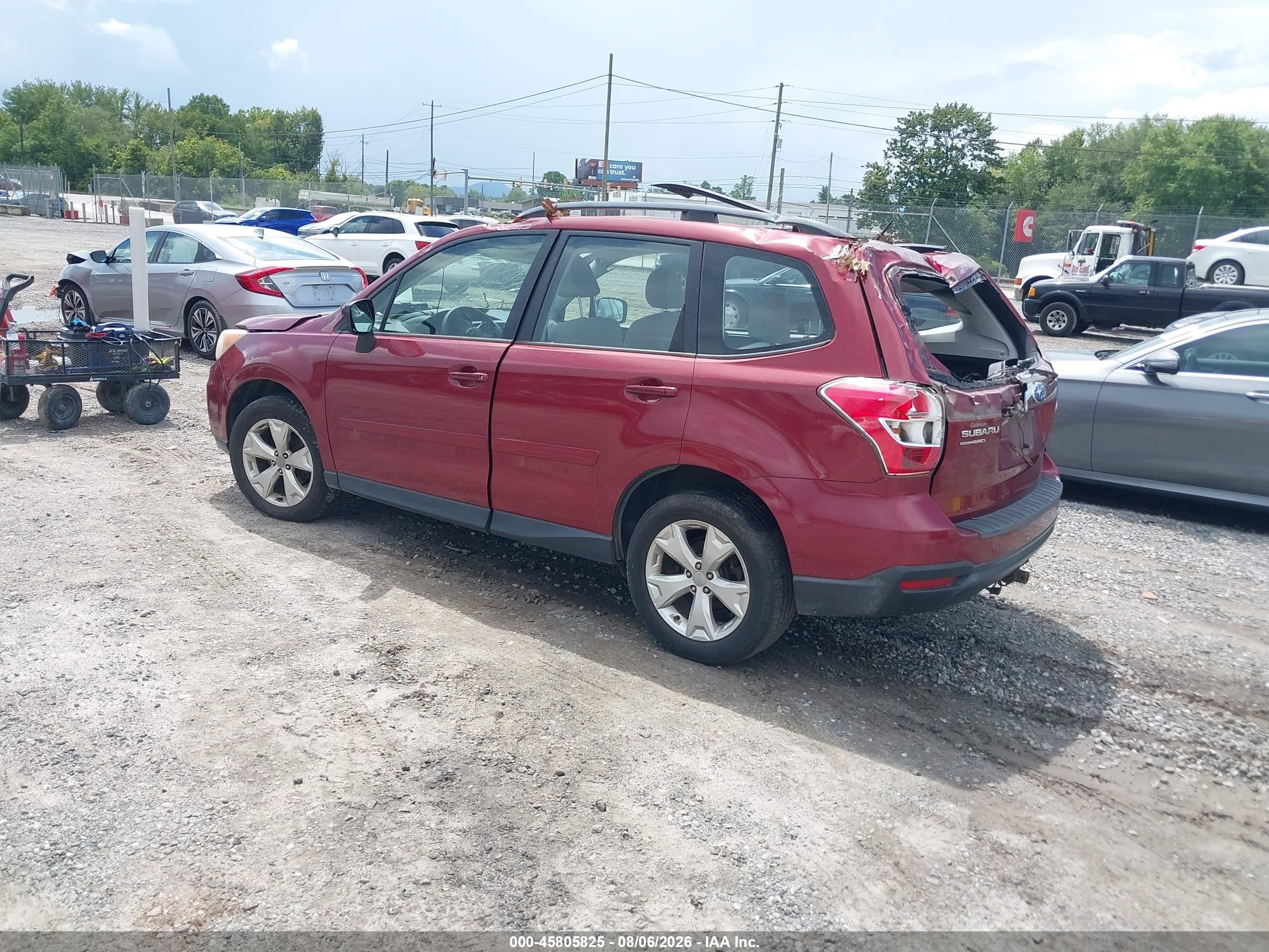 2015 Subaru Forester 2.5i Красный vin: JF2SJABC6FH461377