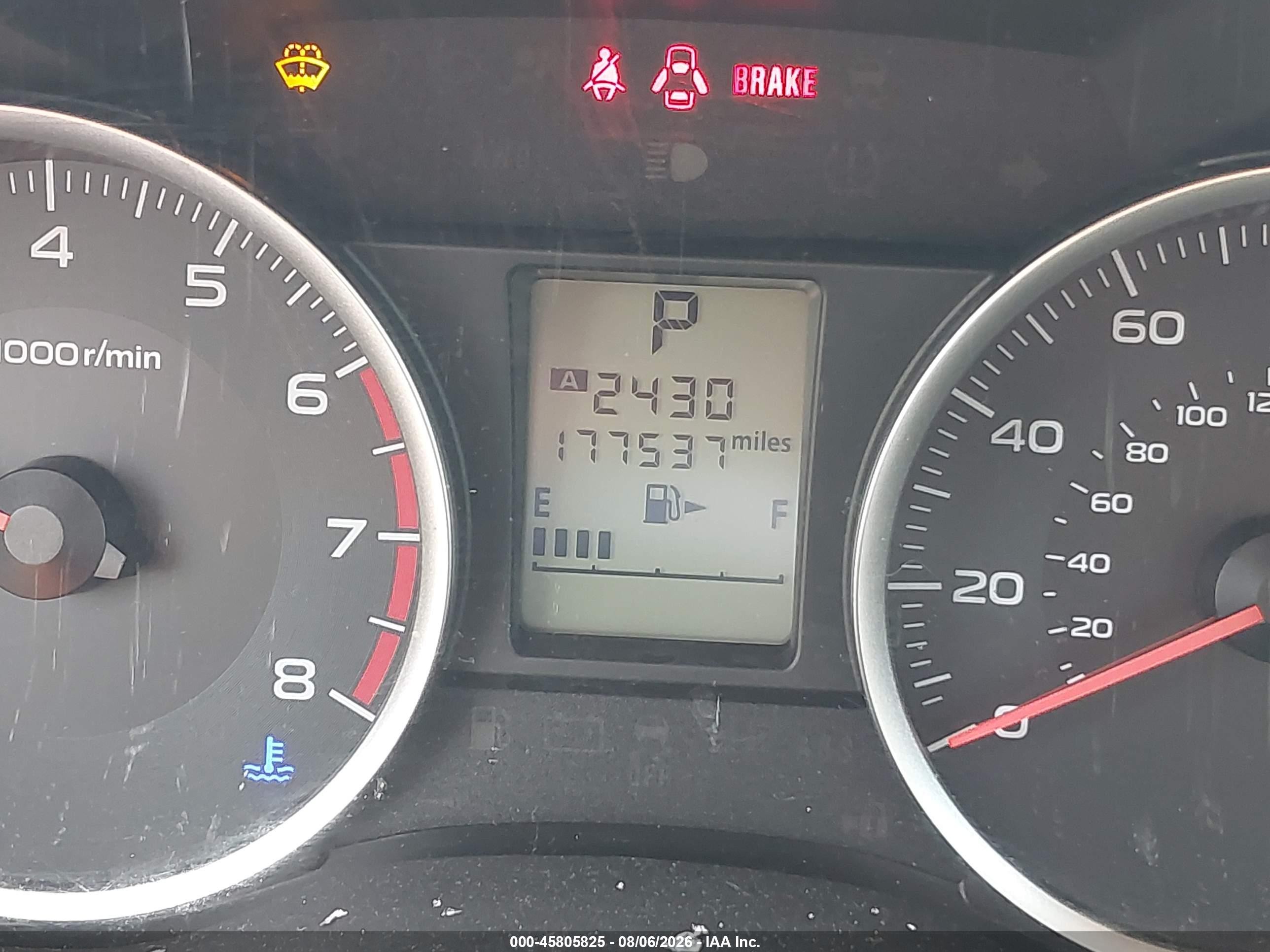 2015 Subaru Forester 2.5i Красный vin: JF2SJABC6FH461377