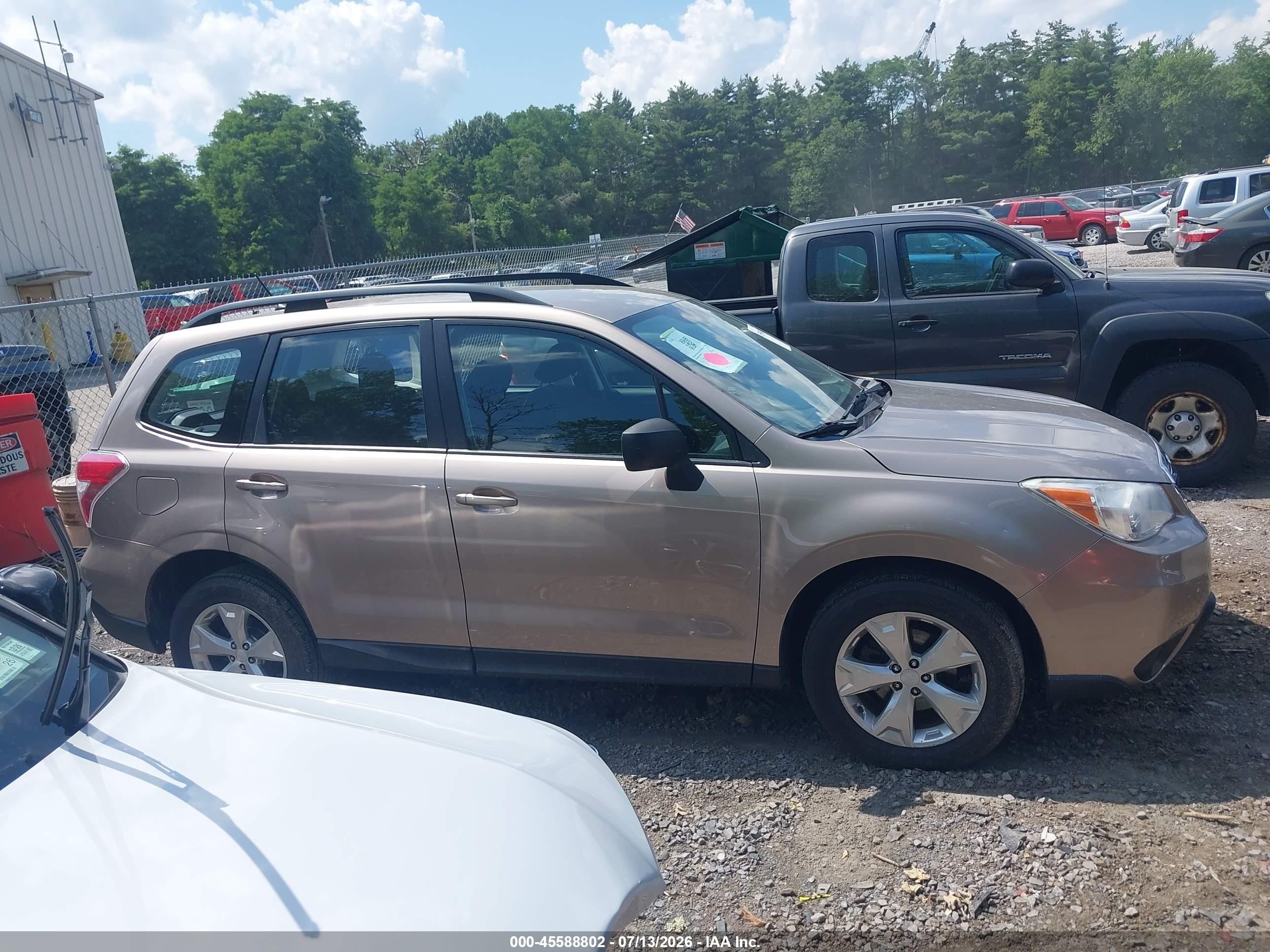 2015 Subaru Forester 2.5i Tan vin: JF2SJABC6FH467759