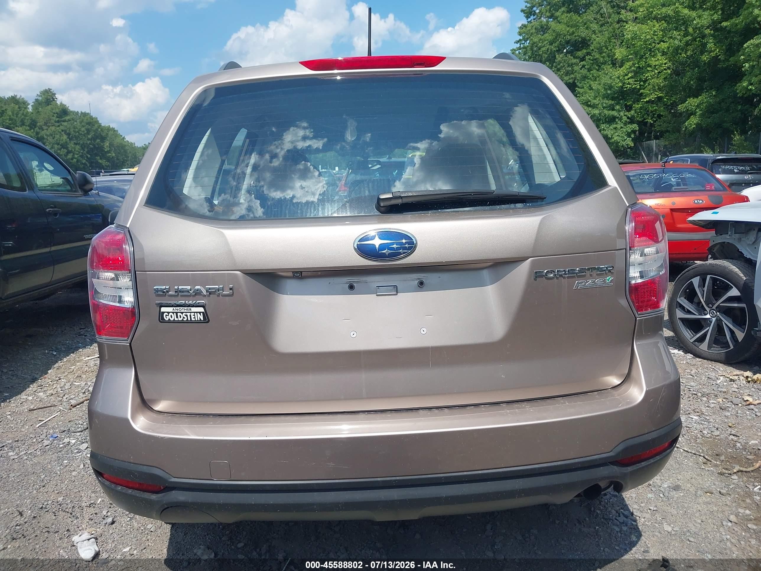 2015 Subaru Forester 2.5i Tan vin: JF2SJABC6FH467759