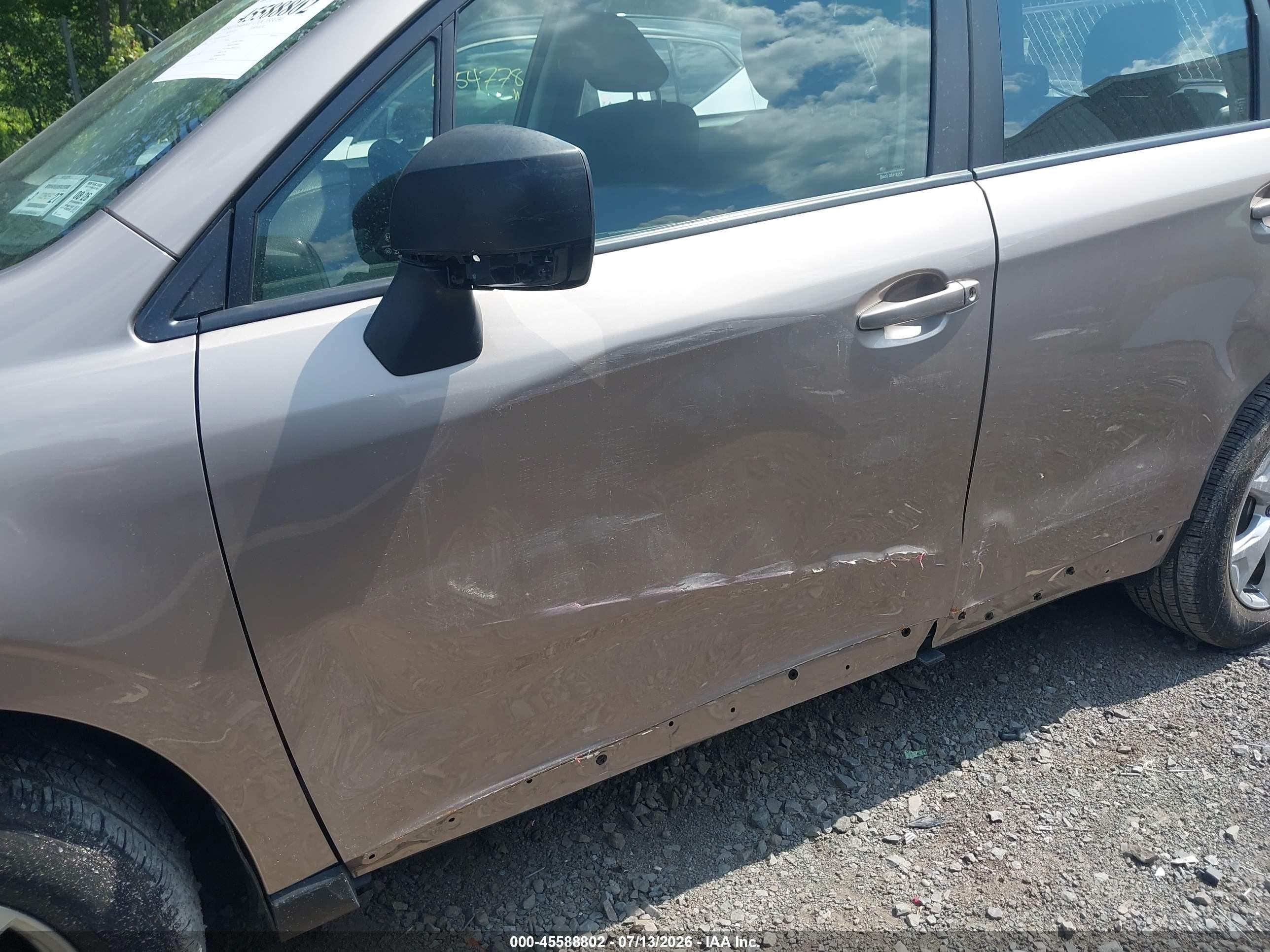 2015 Subaru Forester 2.5i Tan vin: JF2SJABC6FH467759