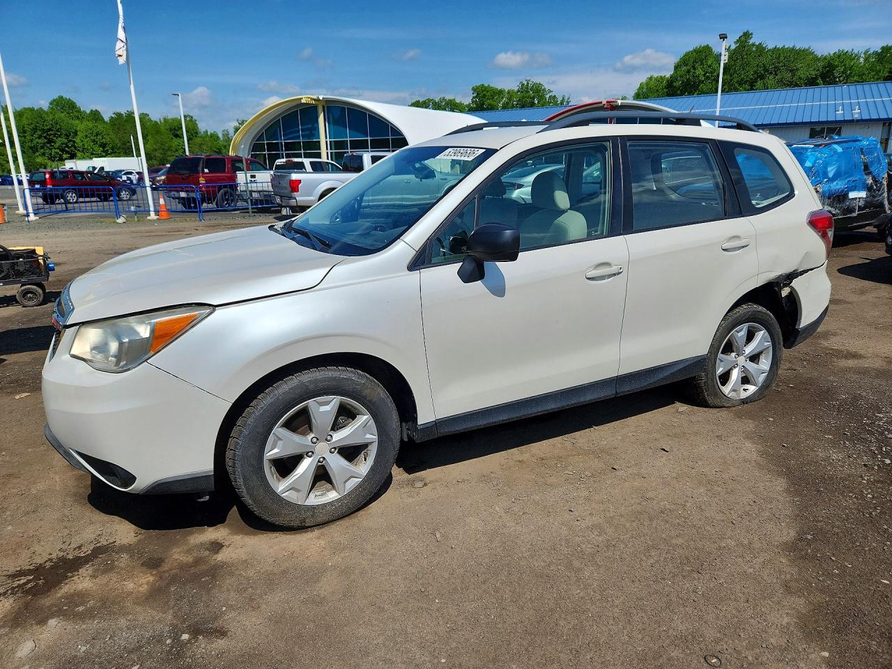 2015 Subaru Forester 2.5i White vin: JF2SJABC6FH501599