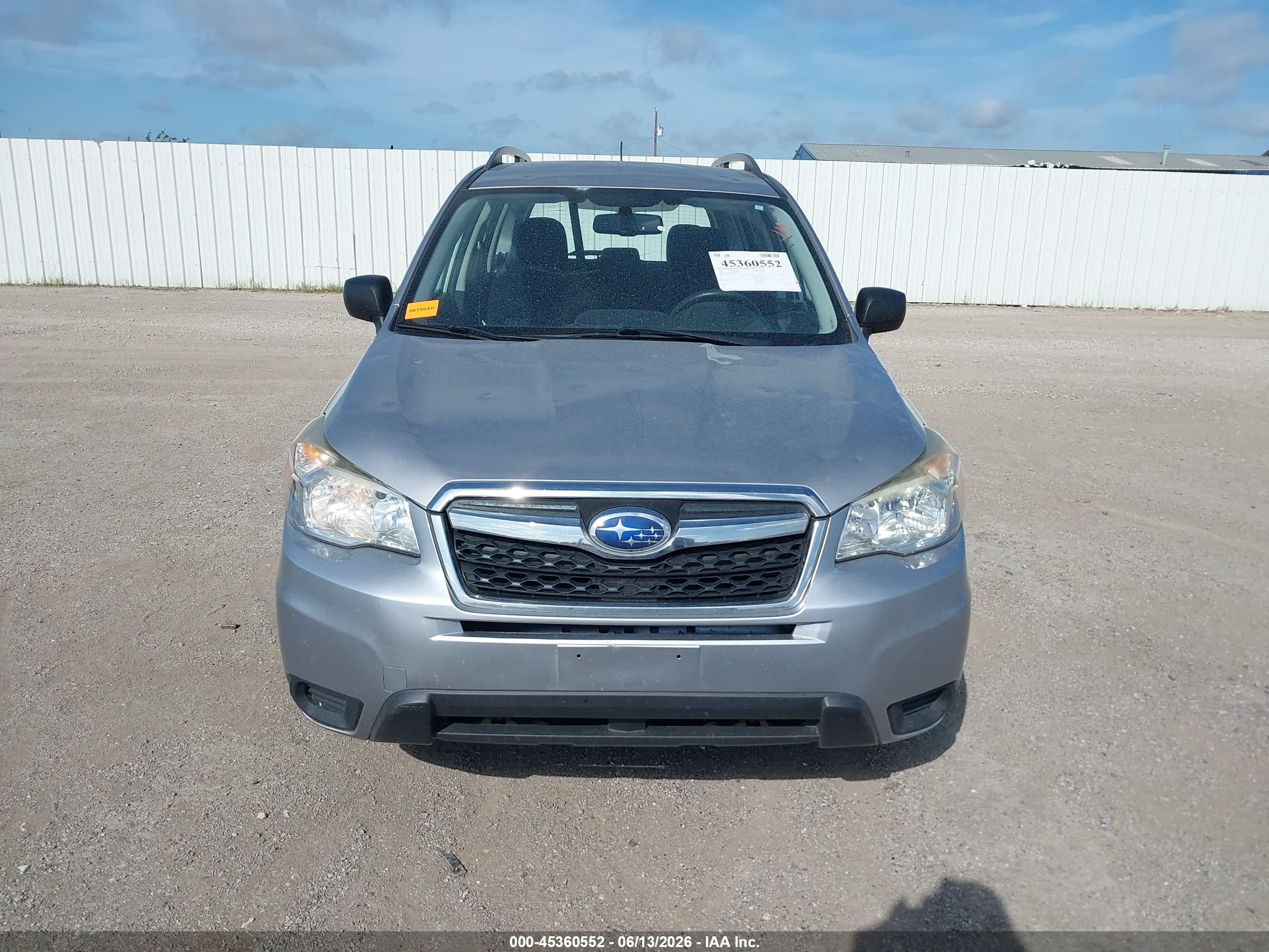 2015 Subaru Forester 2.5i Silver vin: JF2SJABC6FH575332