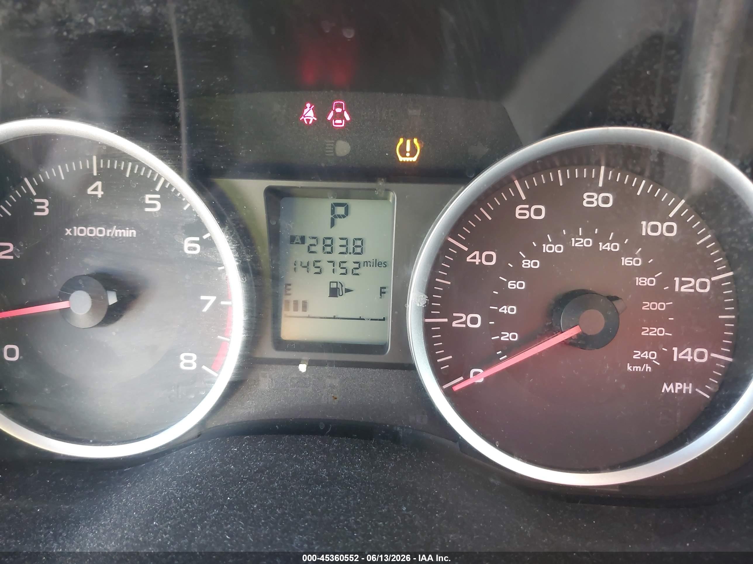 2015 Subaru Forester 2.5i Silver vin: JF2SJABC6FH575332