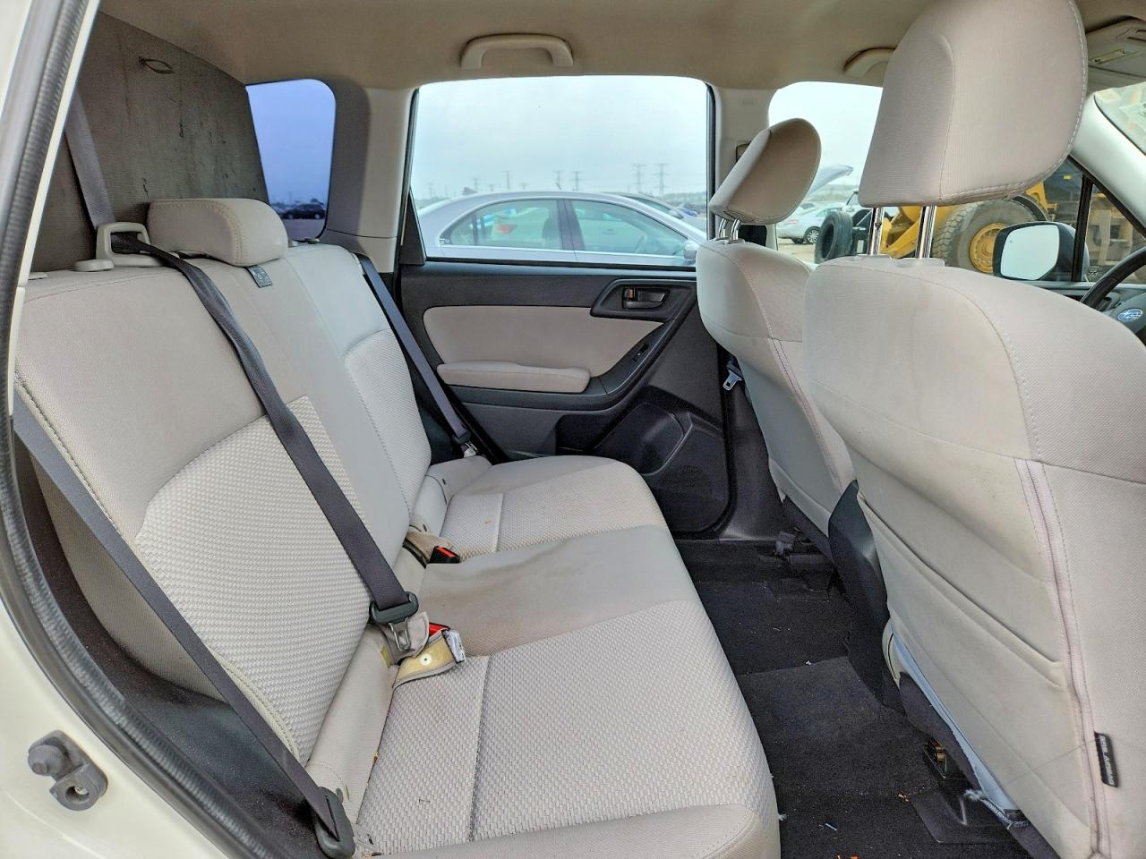 2015 Subaru Forester 2.5i Белый vin: JF2SJABC6FH582328