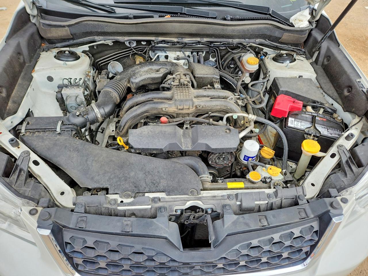 2015 Subaru Forester 2.5i Белый vin: JF2SJABC6FH582328