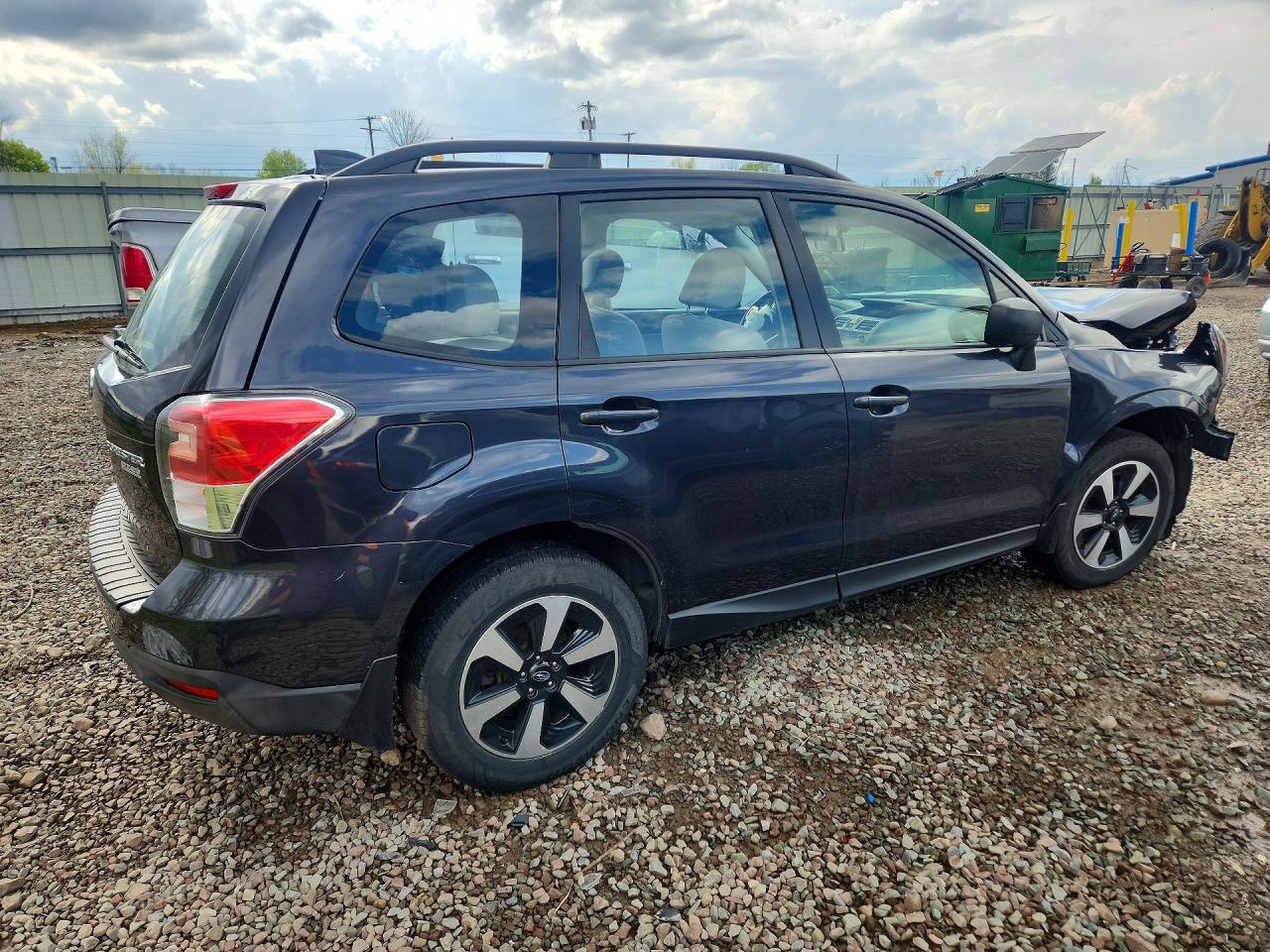 2017 Subaru Forester 2.5i Gray vin: JF2SJABC6HH488582