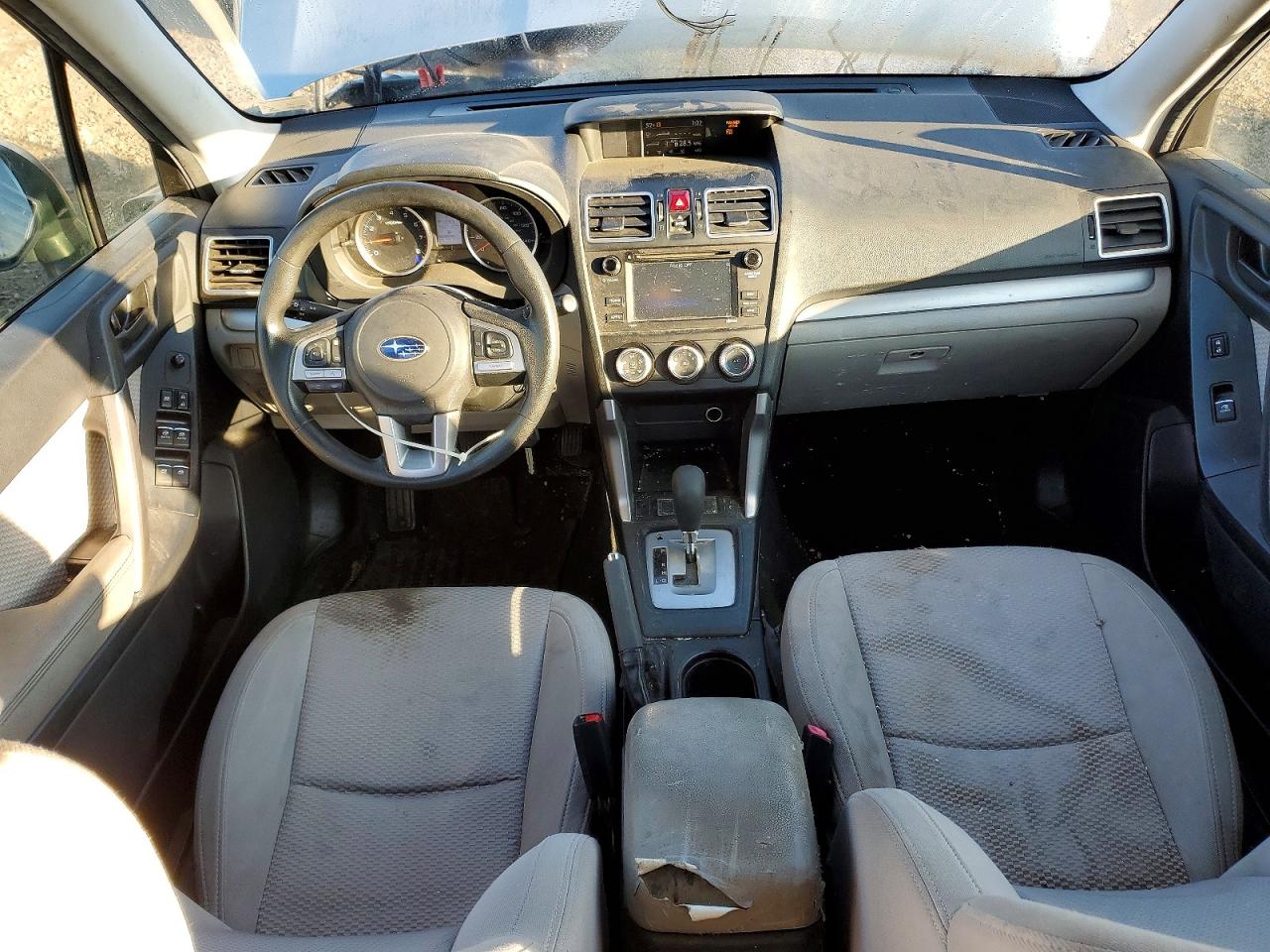2017 Subaru Forester 2.5i Silver vin: JF2SJABC6HH494592