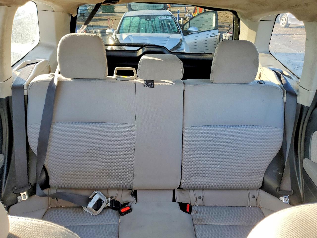 2017 Subaru Forester 2.5i Silver vin: JF2SJABC6HH494592