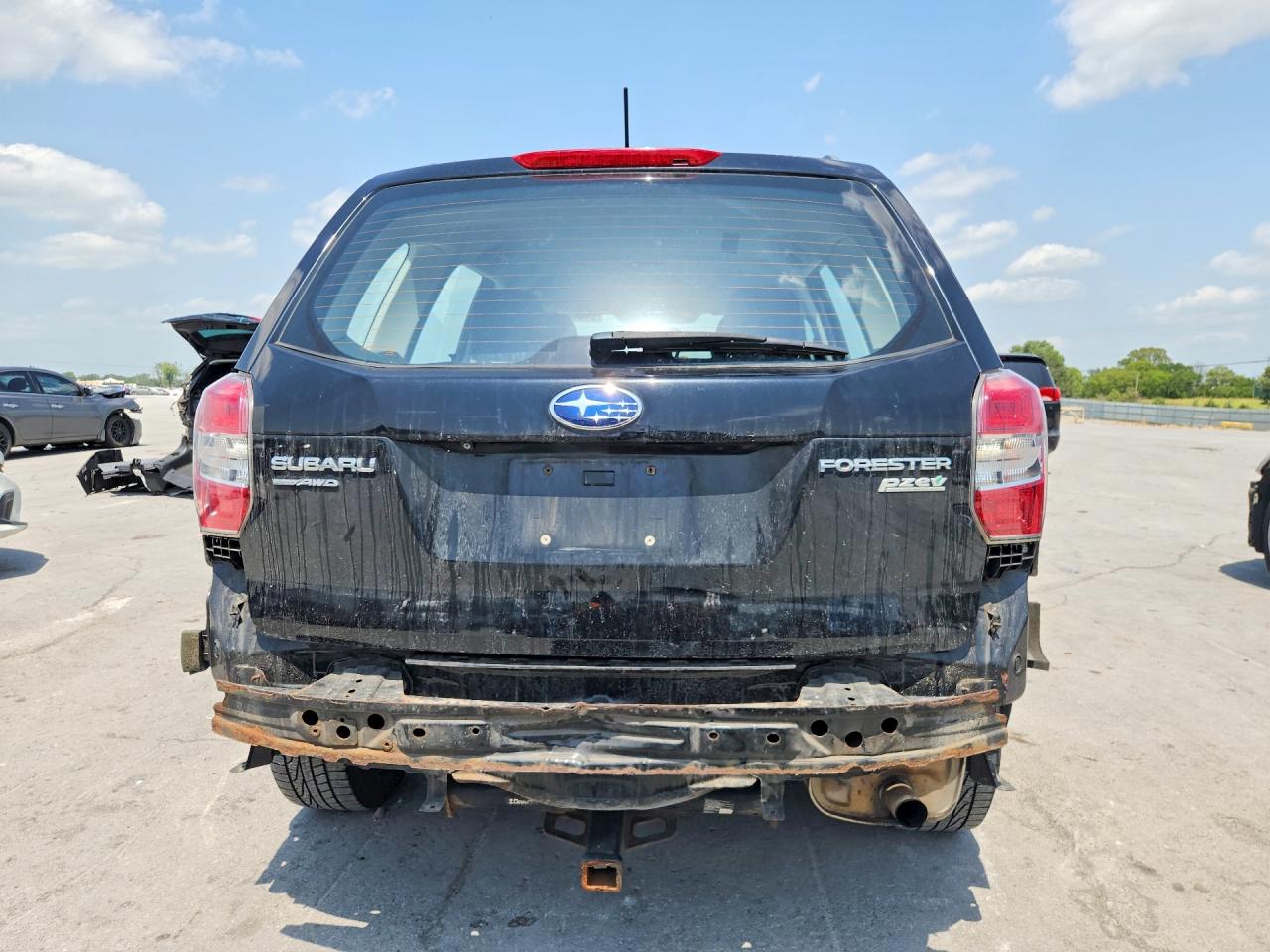 2015 Subaru Forester 2.5i Черный vin: JF2SJABC7FH446712