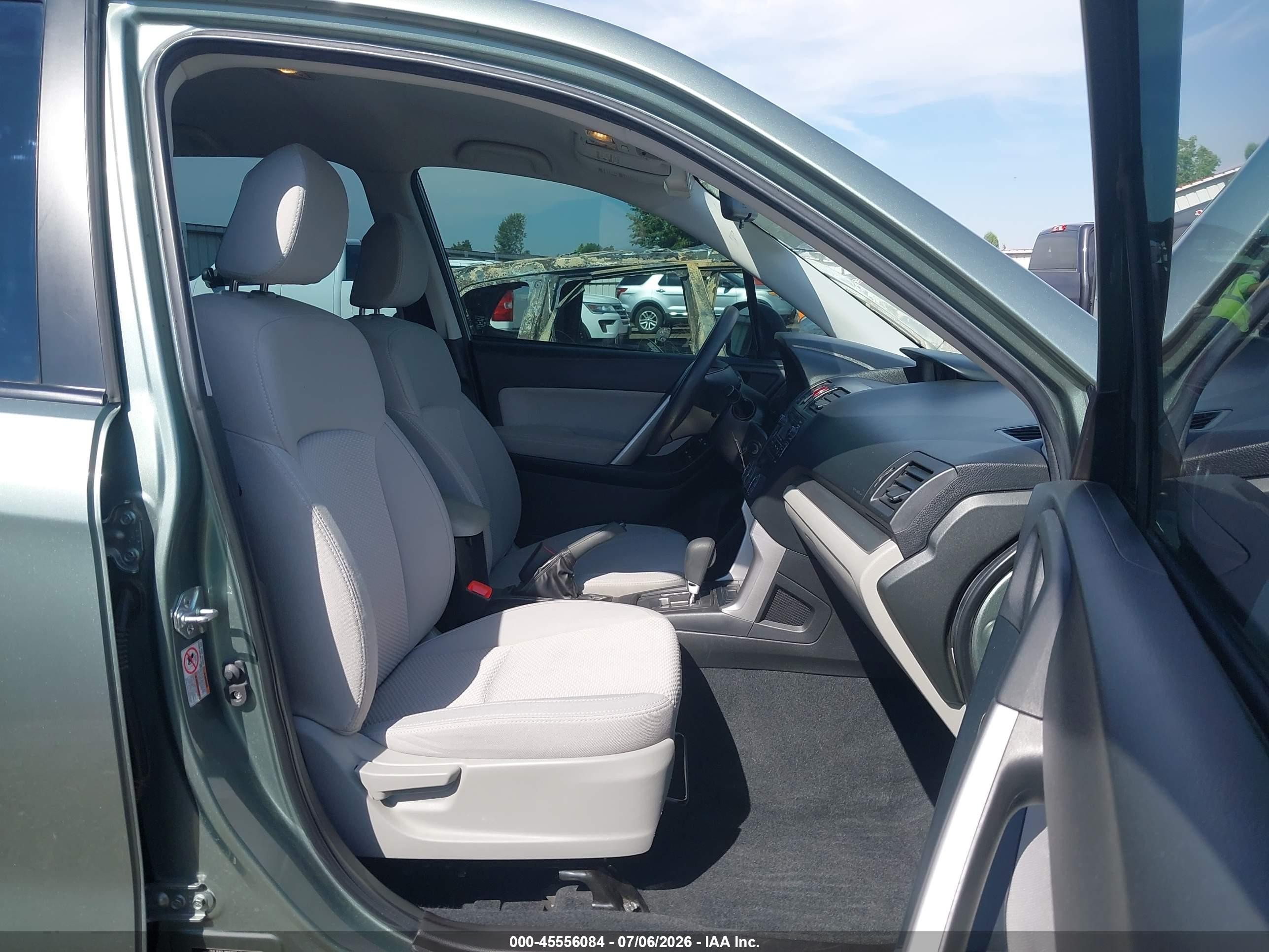 2015 Subaru Forester 2.5i Green vin: JF2SJABC7FH456026