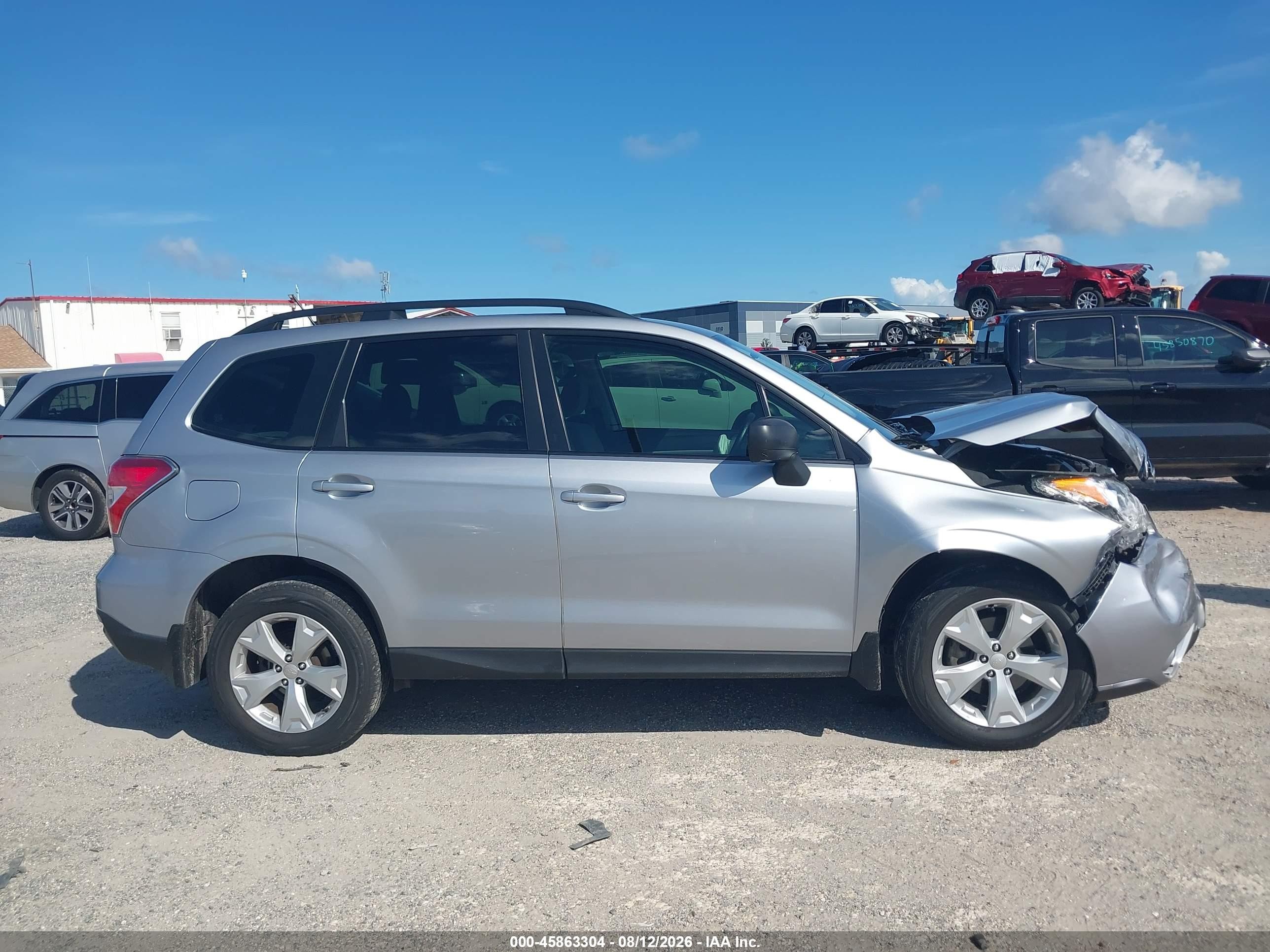 2015 Subaru Forester 2.5i Silver vin: JF2SJABC7FH467012