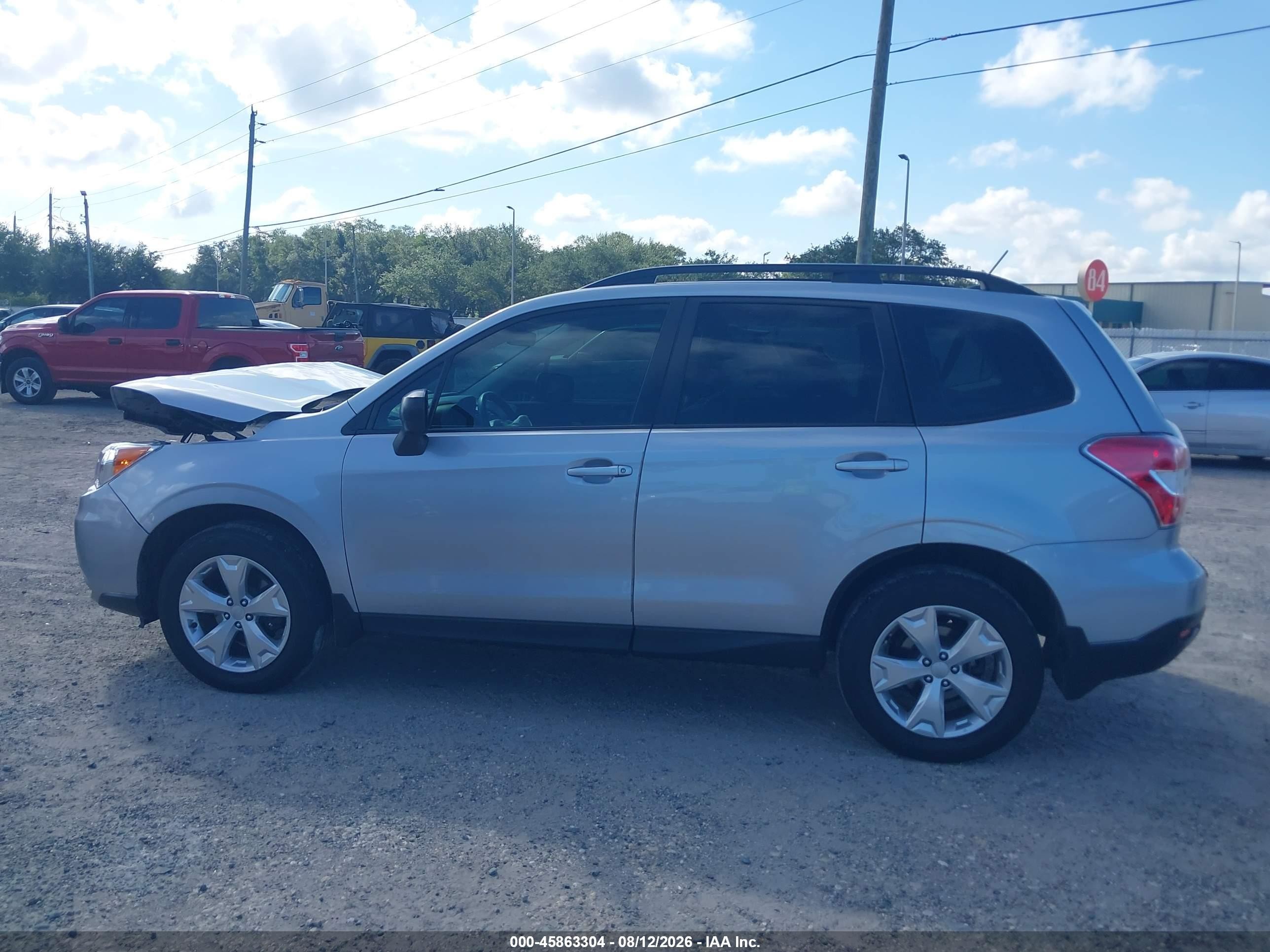 2015 Subaru Forester 2.5i Silver vin: JF2SJABC7FH467012