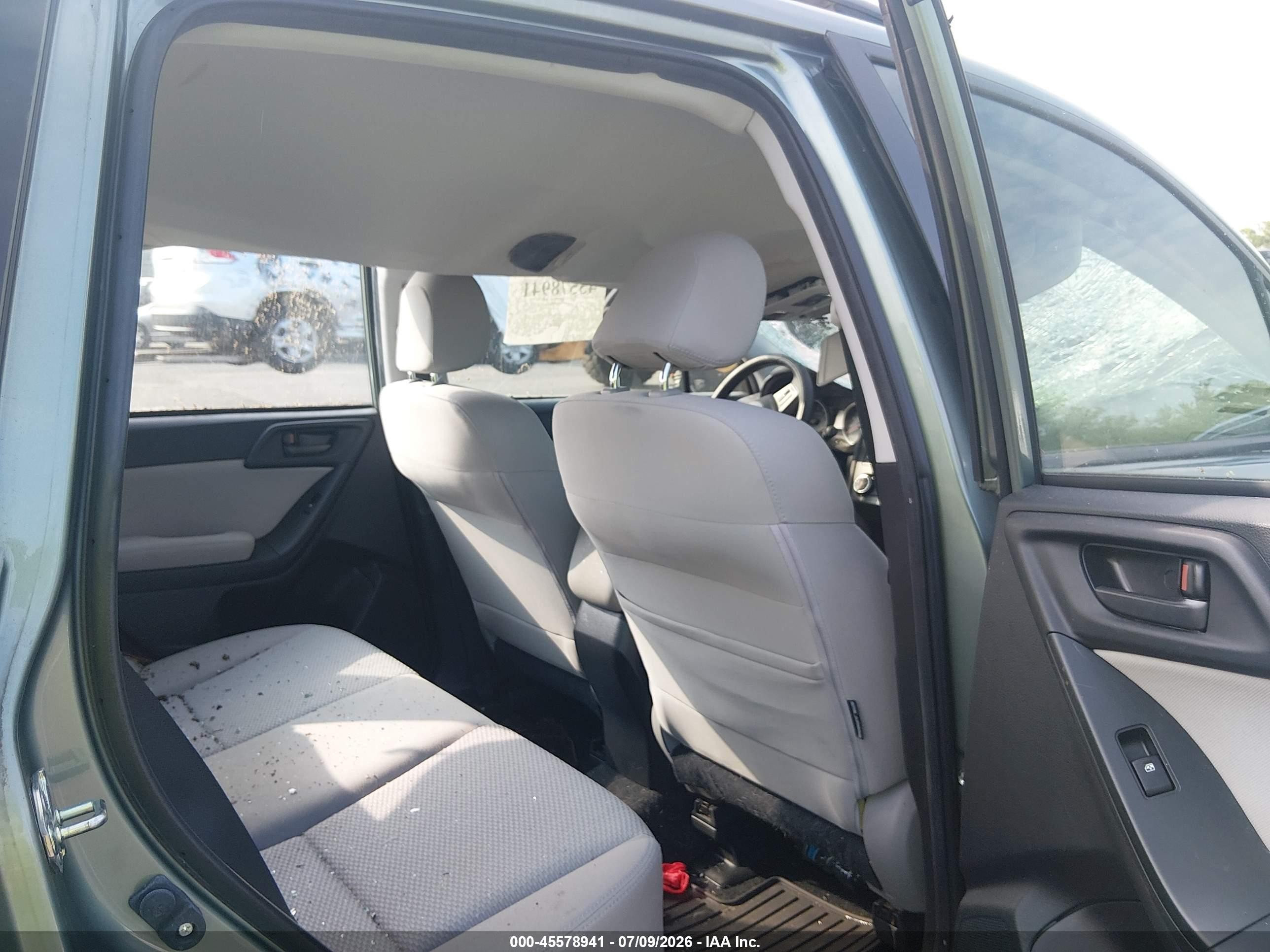 2015 Subaru Forester 2.5i Green vin: JF2SJABC7FH484098