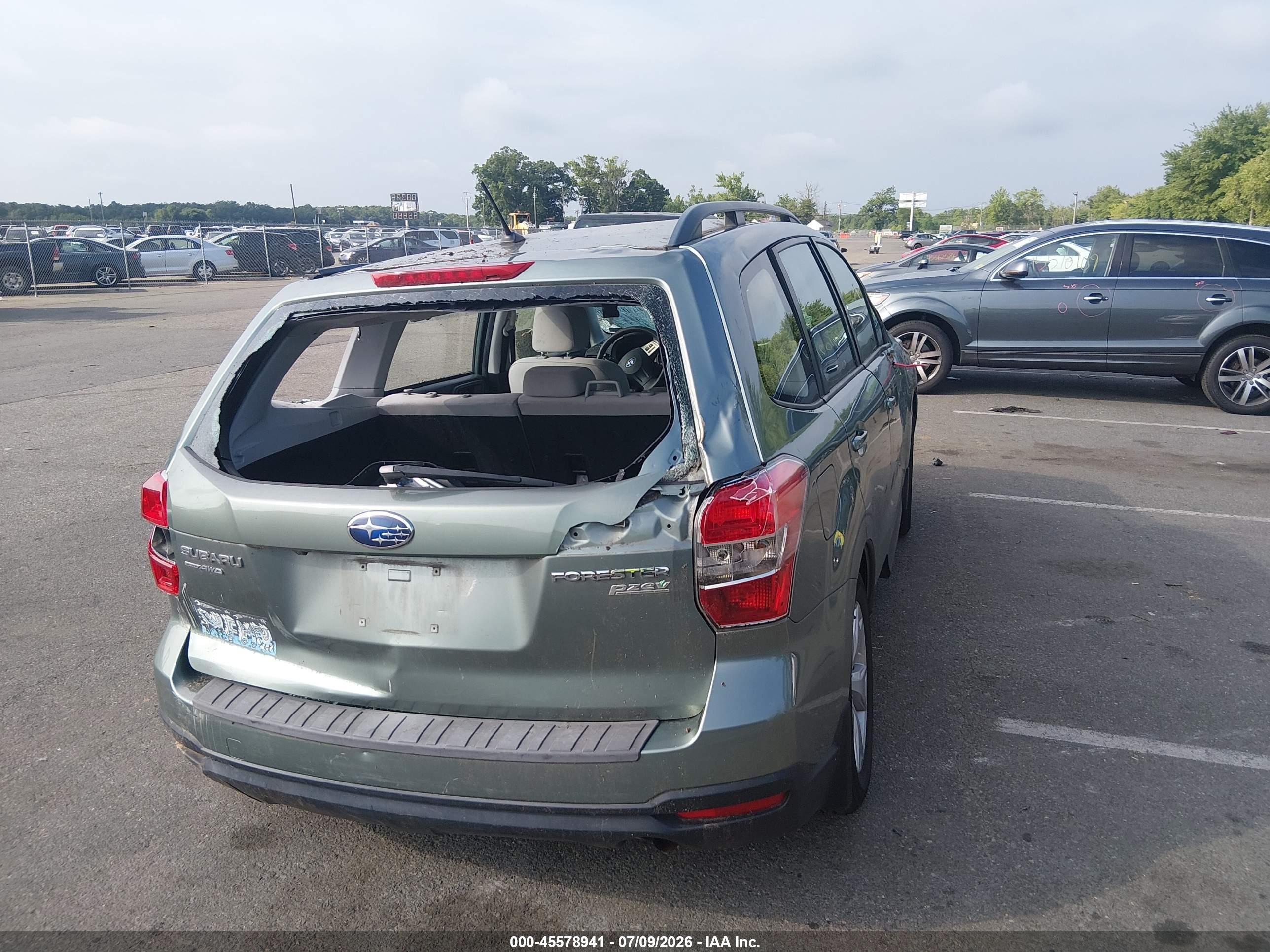 2015 Subaru Forester 2.5i Green vin: JF2SJABC7FH484098