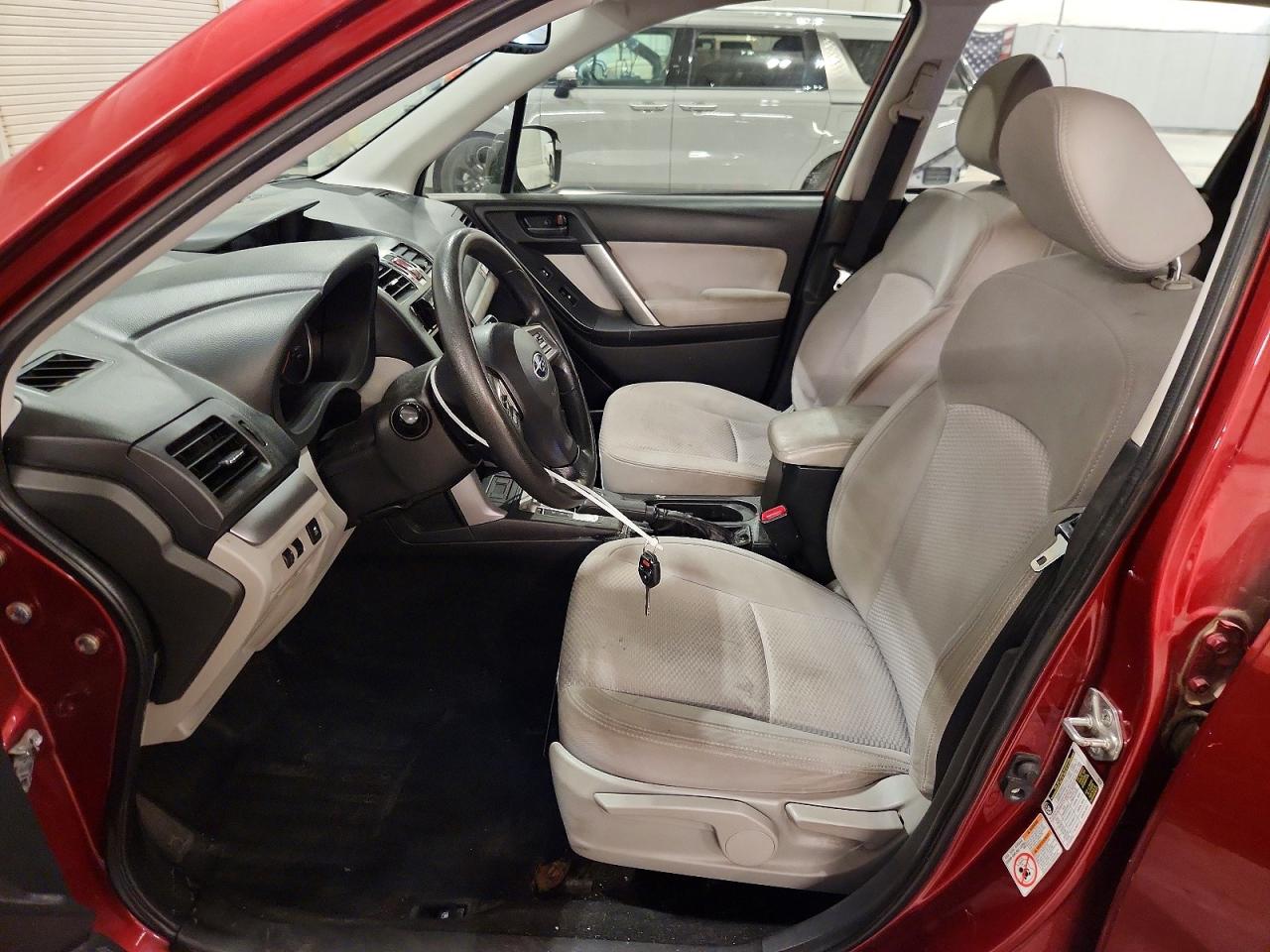 2015 Subaru Forester 2.5i Red vin: JF2SJABC7FH487034