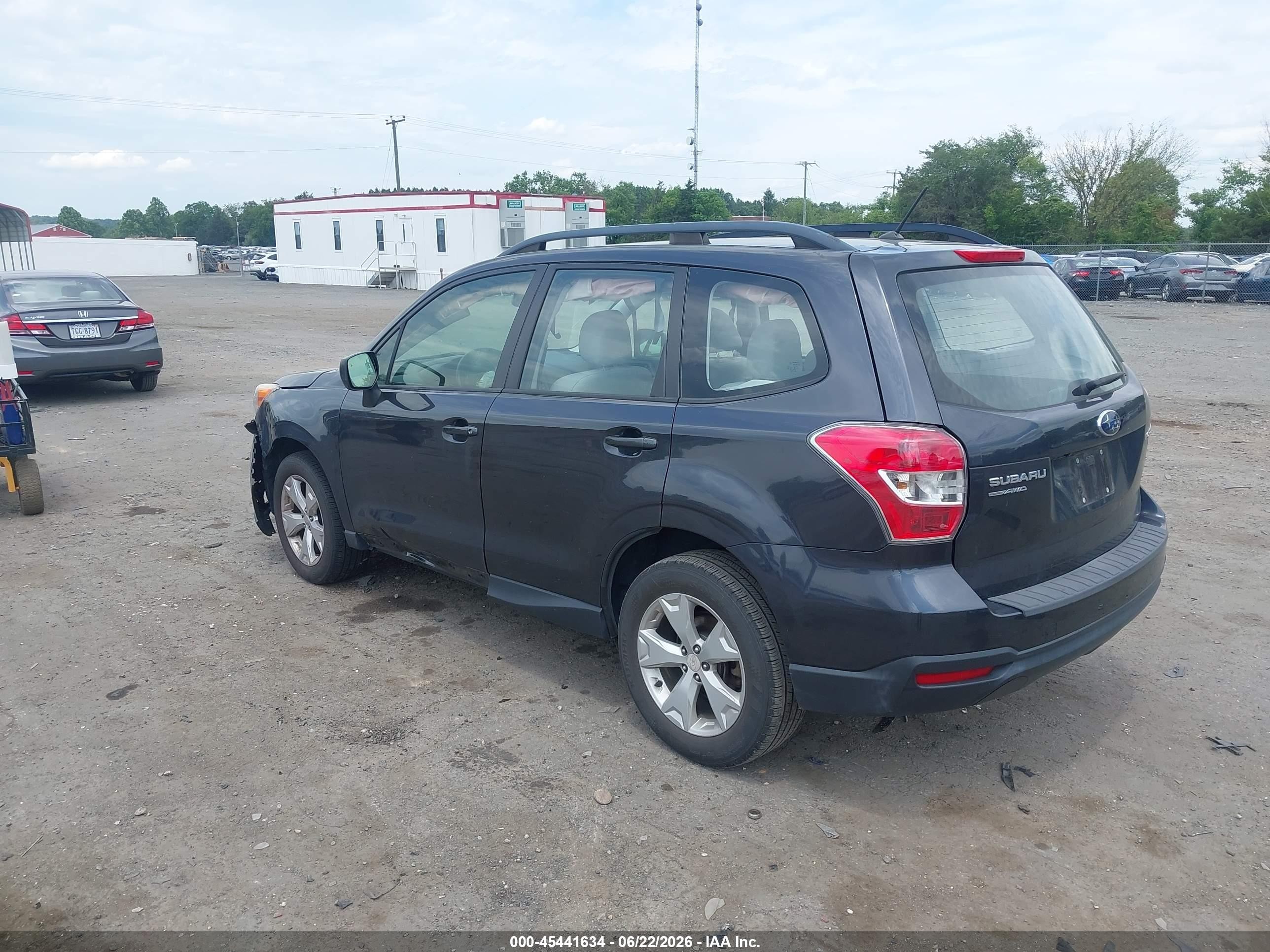 2015 Subaru Forester 2.5i Черный vin: JF2SJABC7FH521666