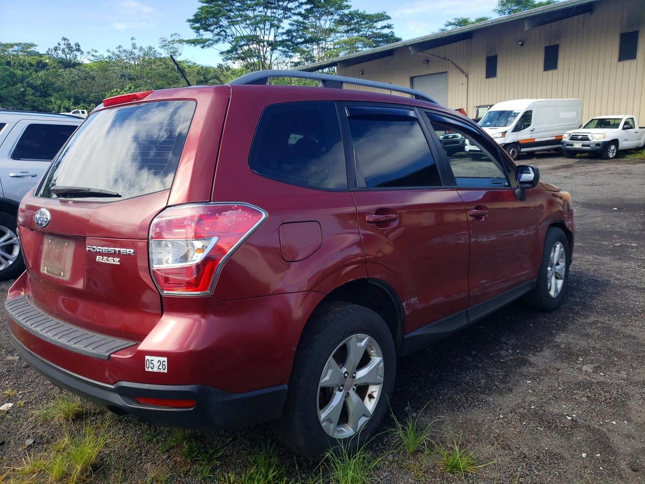 2015 Subaru Forester 2.5i Красный vin: JF2SJABC7FH575470