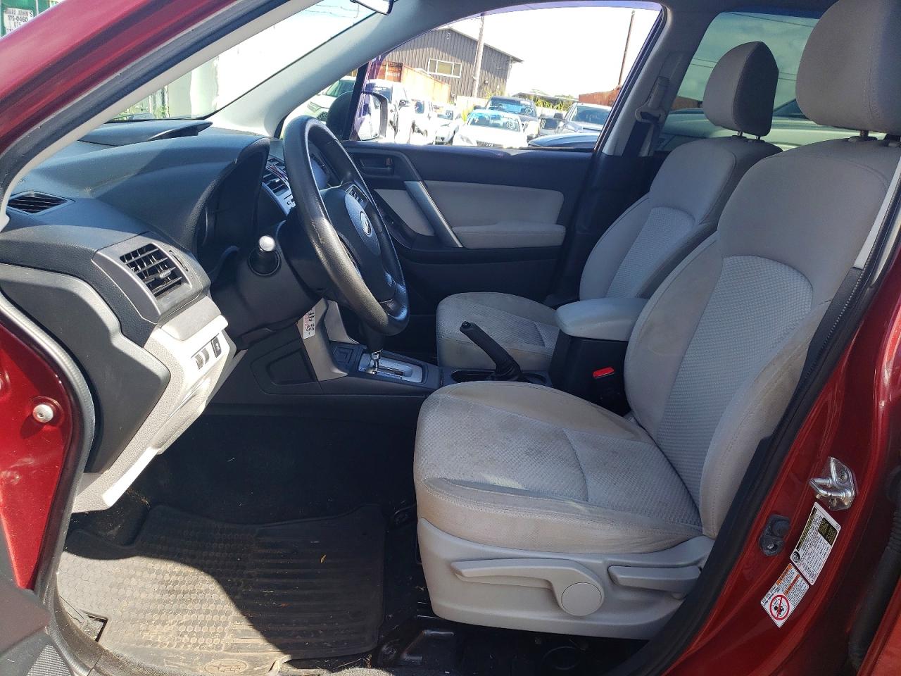 2015 Subaru Forester 2.5i Красный vin: JF2SJABC7FH575470