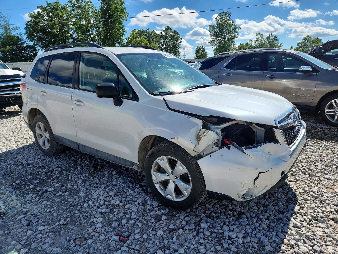 2015 Subaru Forester 2.5i White vin: JF2SJABC7FH593919
