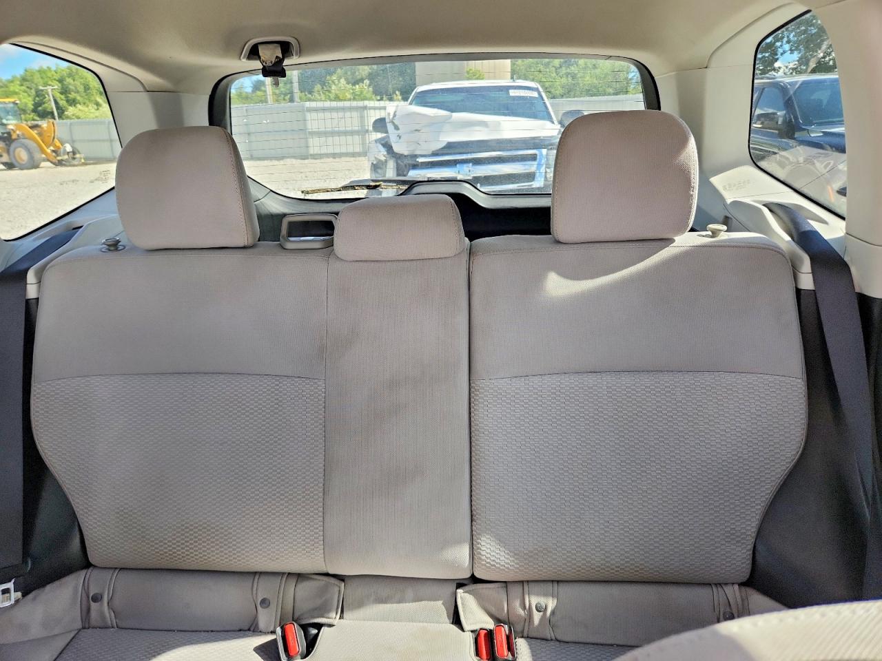 2015 Subaru Forester 2.5i White vin: JF2SJABC7FH593919