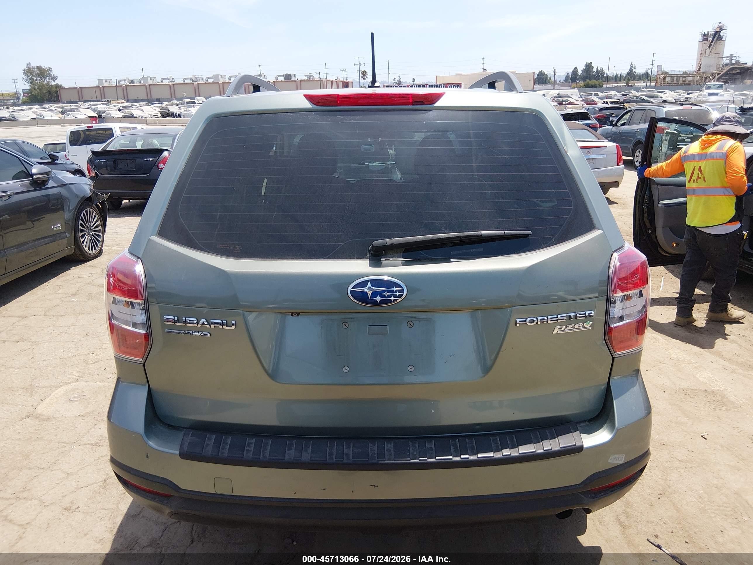 2015 Subaru Forester 2.5i Green vin: JF2SJABC7FH597596