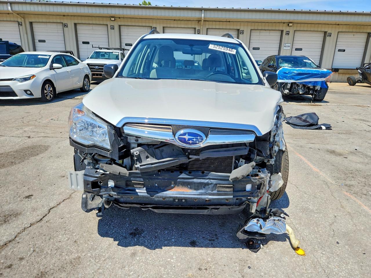 2015 Subaru Forester 2.5i White vin: JF2SJABC7FH839531