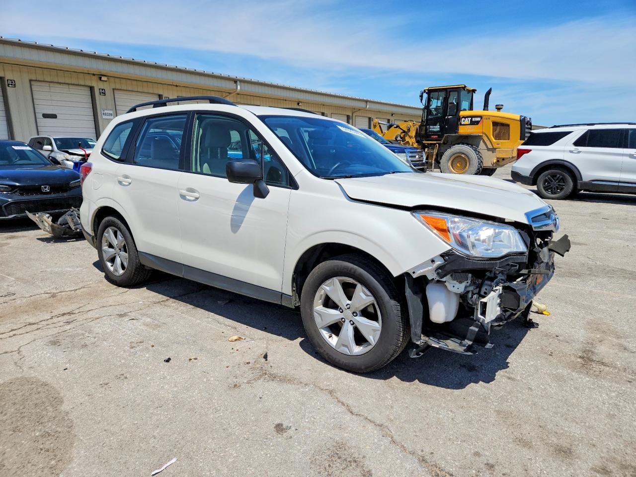 2015 Subaru Forester 2.5i White vin: JF2SJABC7FH839531