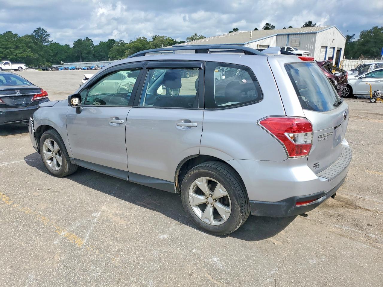2016 Subaru Forester 2.5i Серебряный vin: JF2SJABC7GH451684