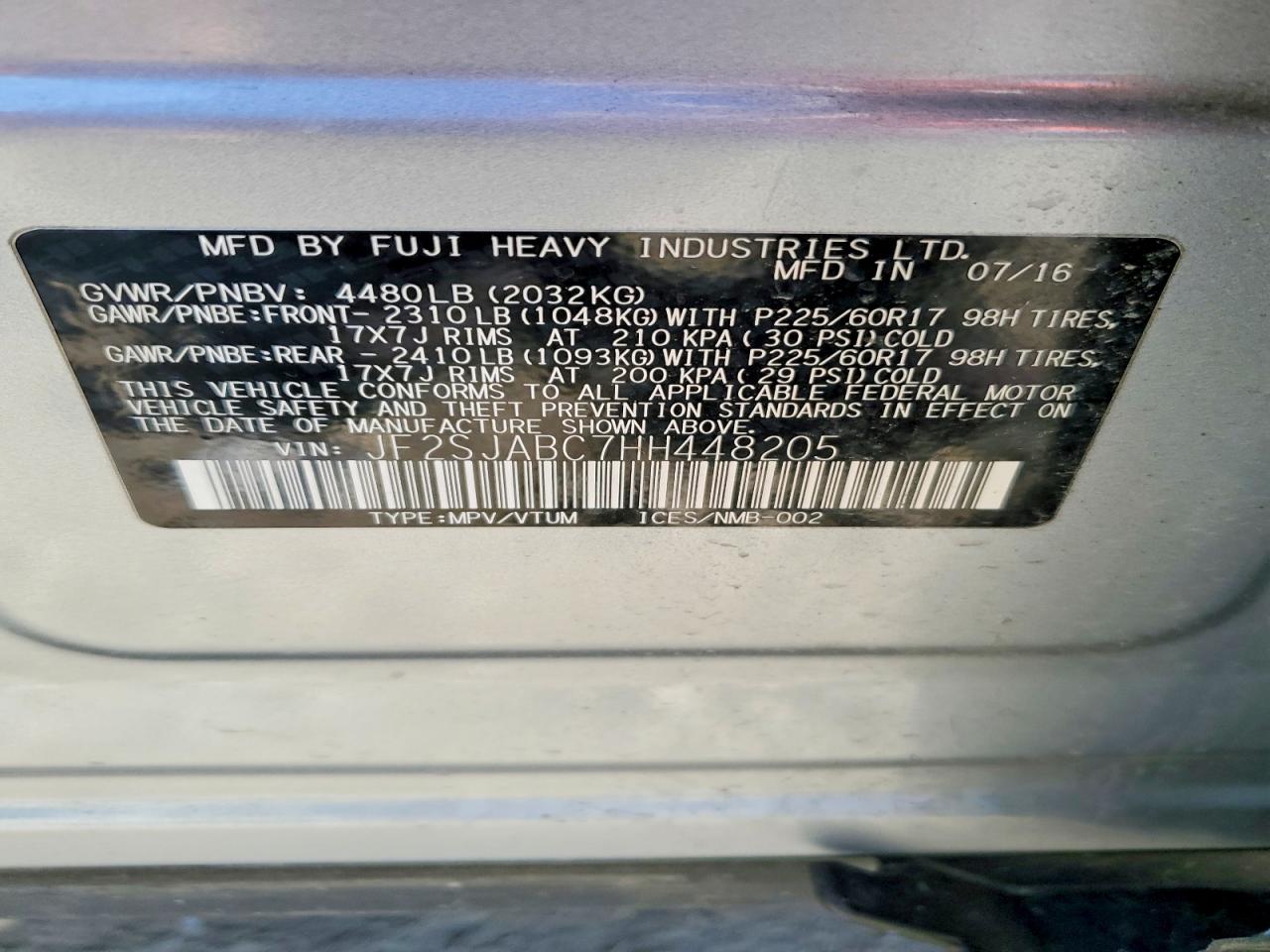 2017 Subaru Forester 2.5i Silver vin: JF2SJABC7HH448205