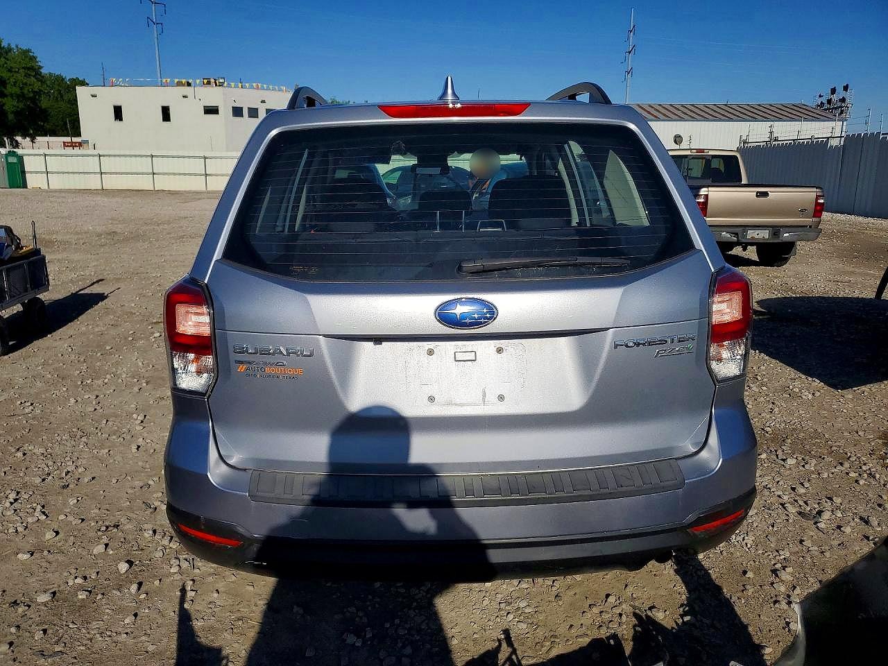 2017 Subaru Forester 2.5i Silver vin: JF2SJABC7HH448205