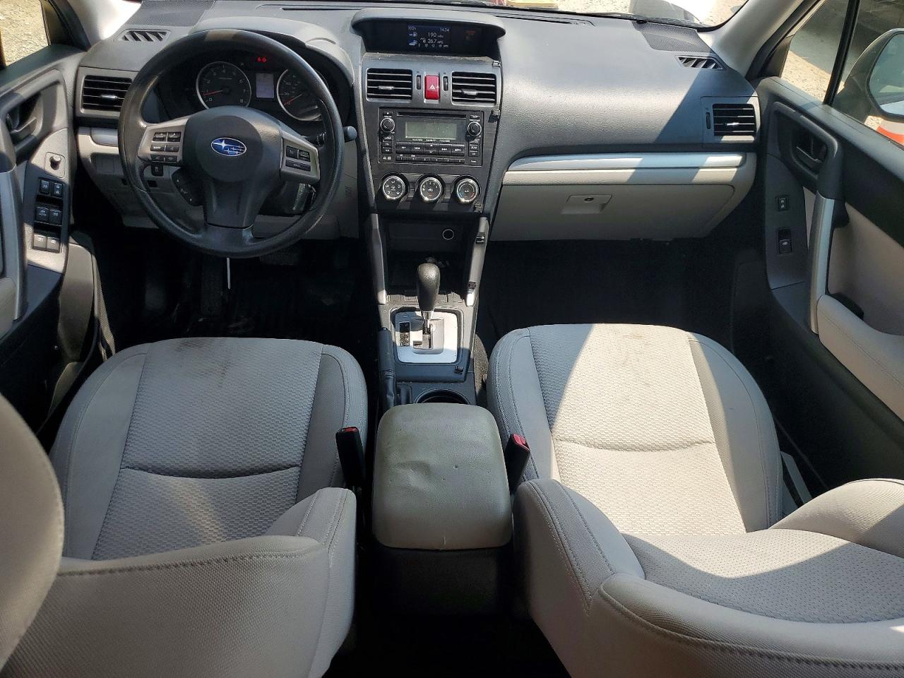 2015 Subaru Forester 2.5i Silver vin: JF2SJABC8FH555552