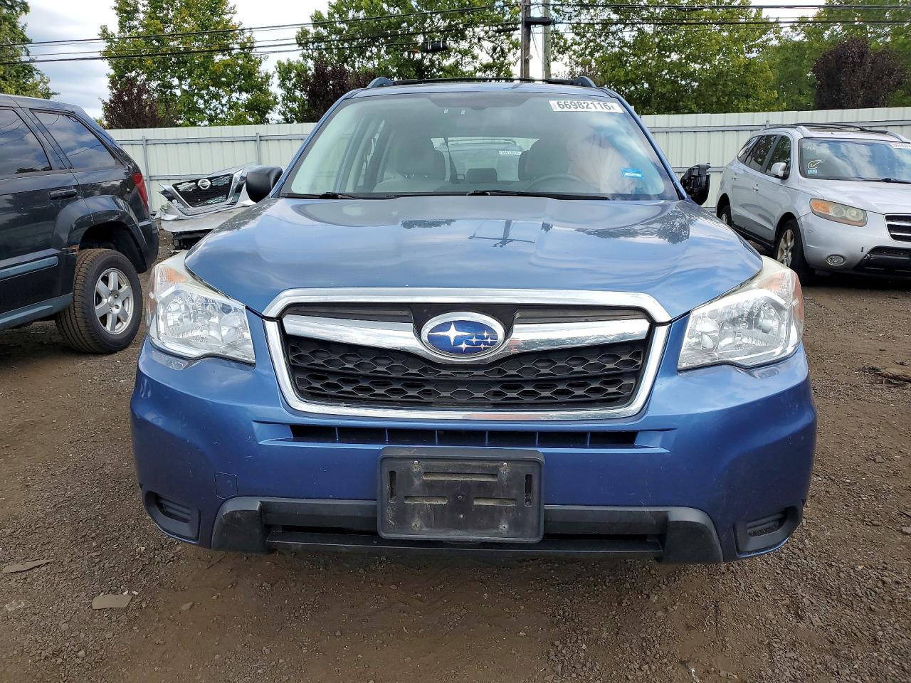 2015 Subaru Forester 2.5i Blue vin: JF2SJABC8FH807560