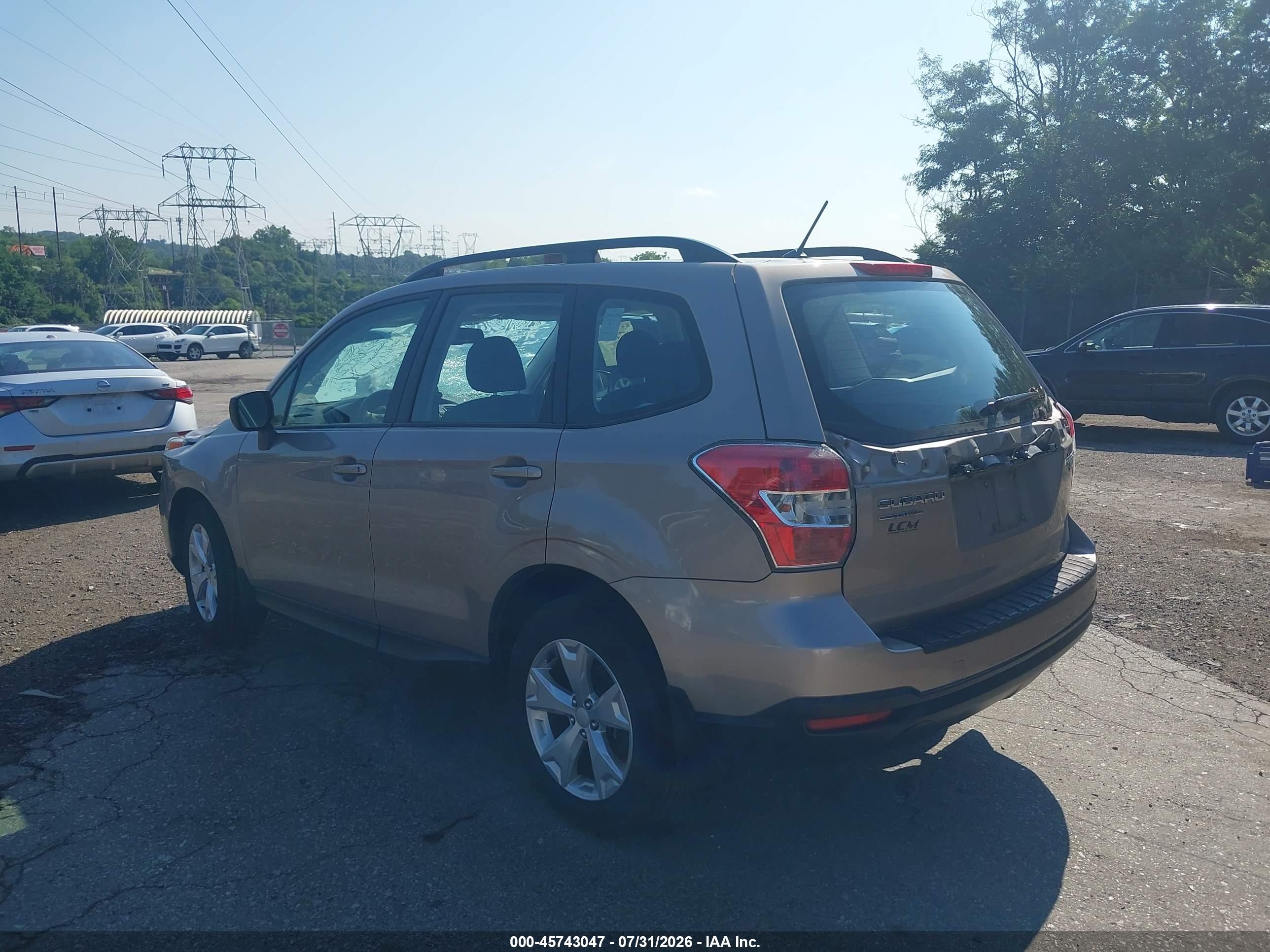 2015 Subaru Forester 2.5i Champagne vin: JF2SJABC8FH818025