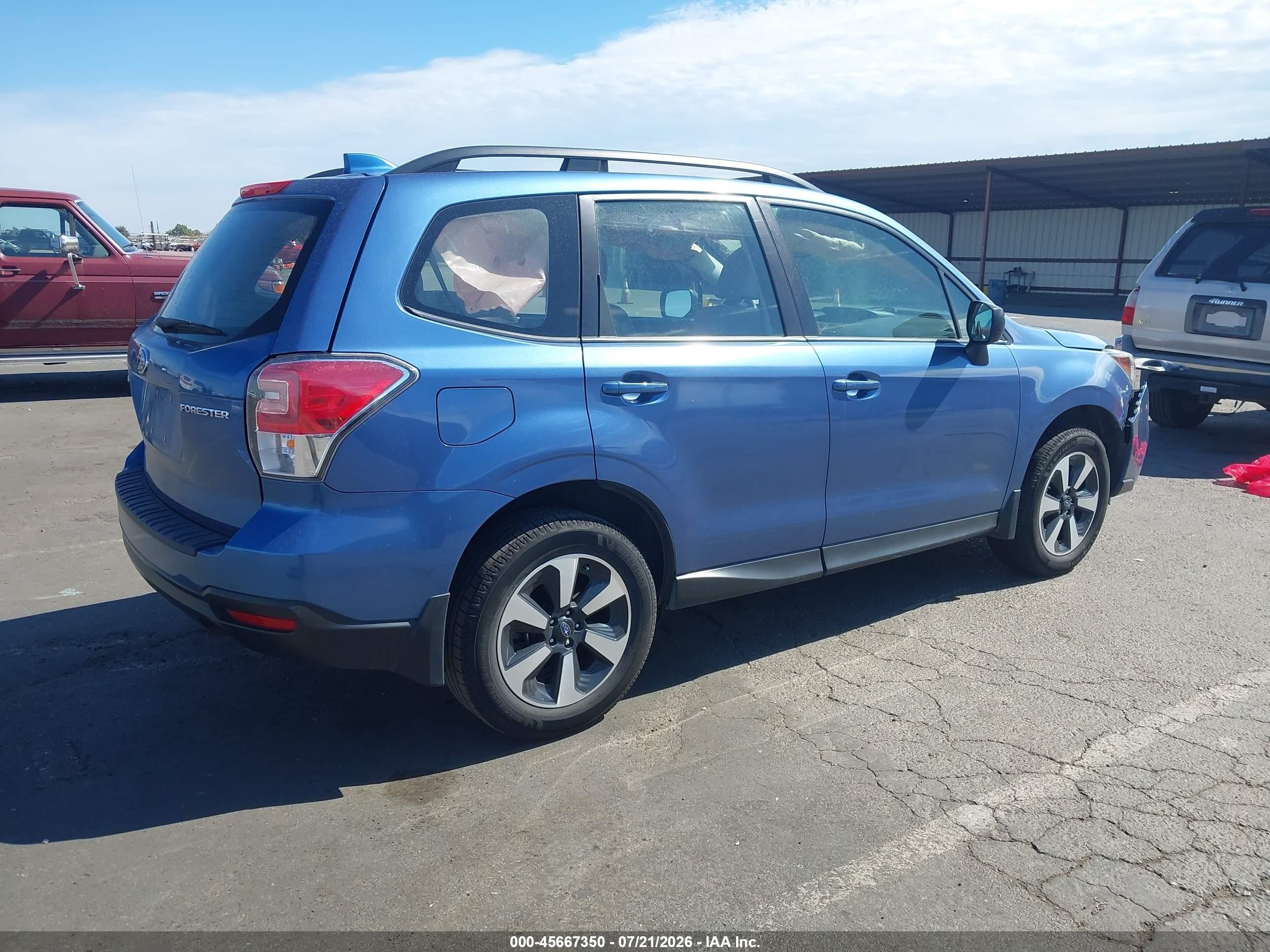 2018 Subaru Forester 2.5i Blue vin: JF2SJABC8JH584431