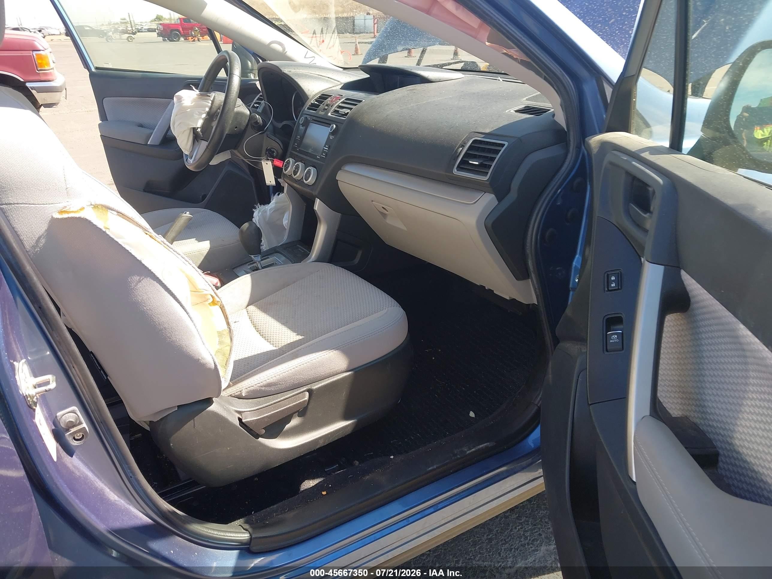 2018 Subaru Forester 2.5i Blue vin: JF2SJABC8JH584431