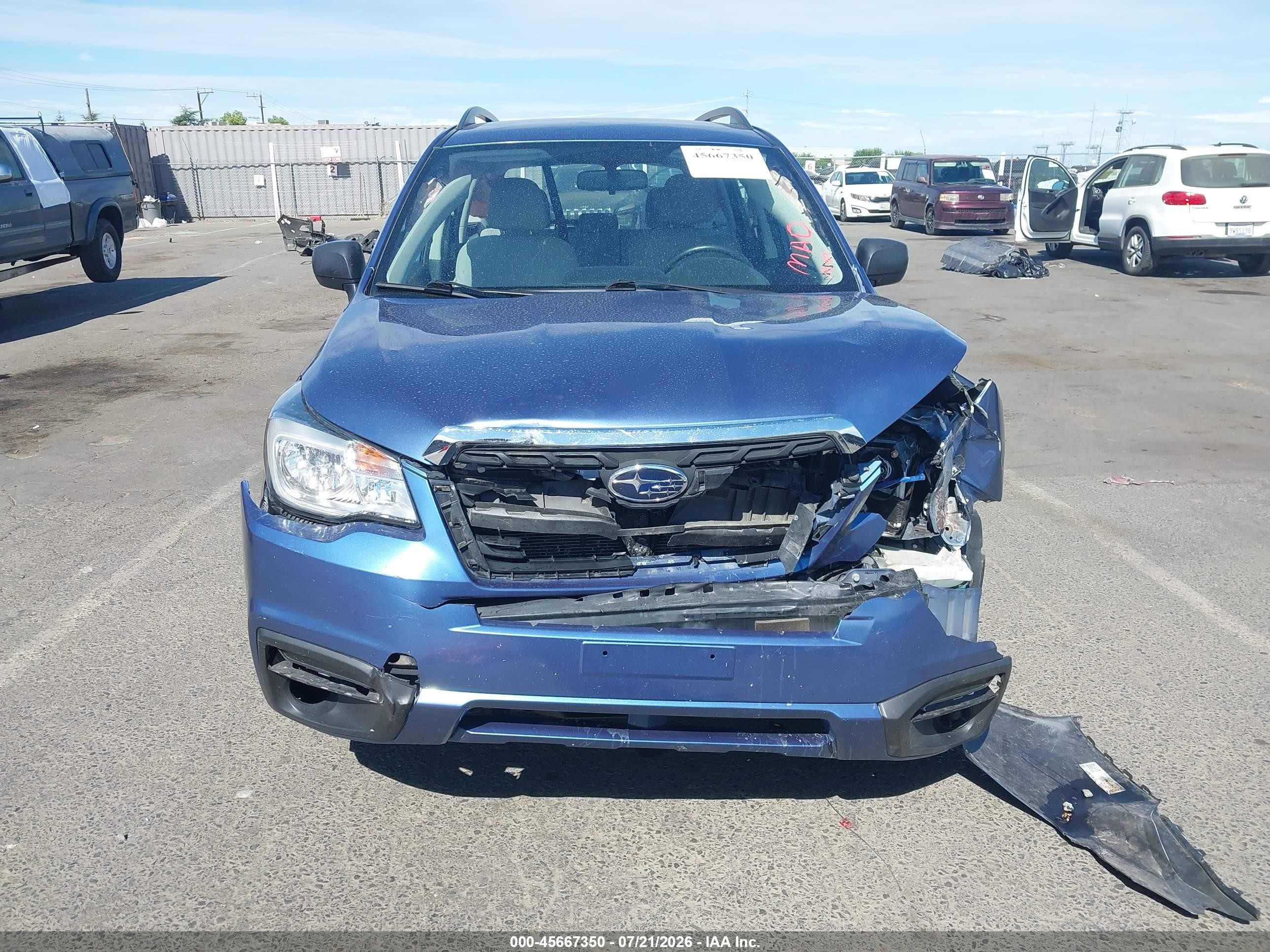 2018 Subaru Forester 2.5i Blue vin: JF2SJABC8JH584431