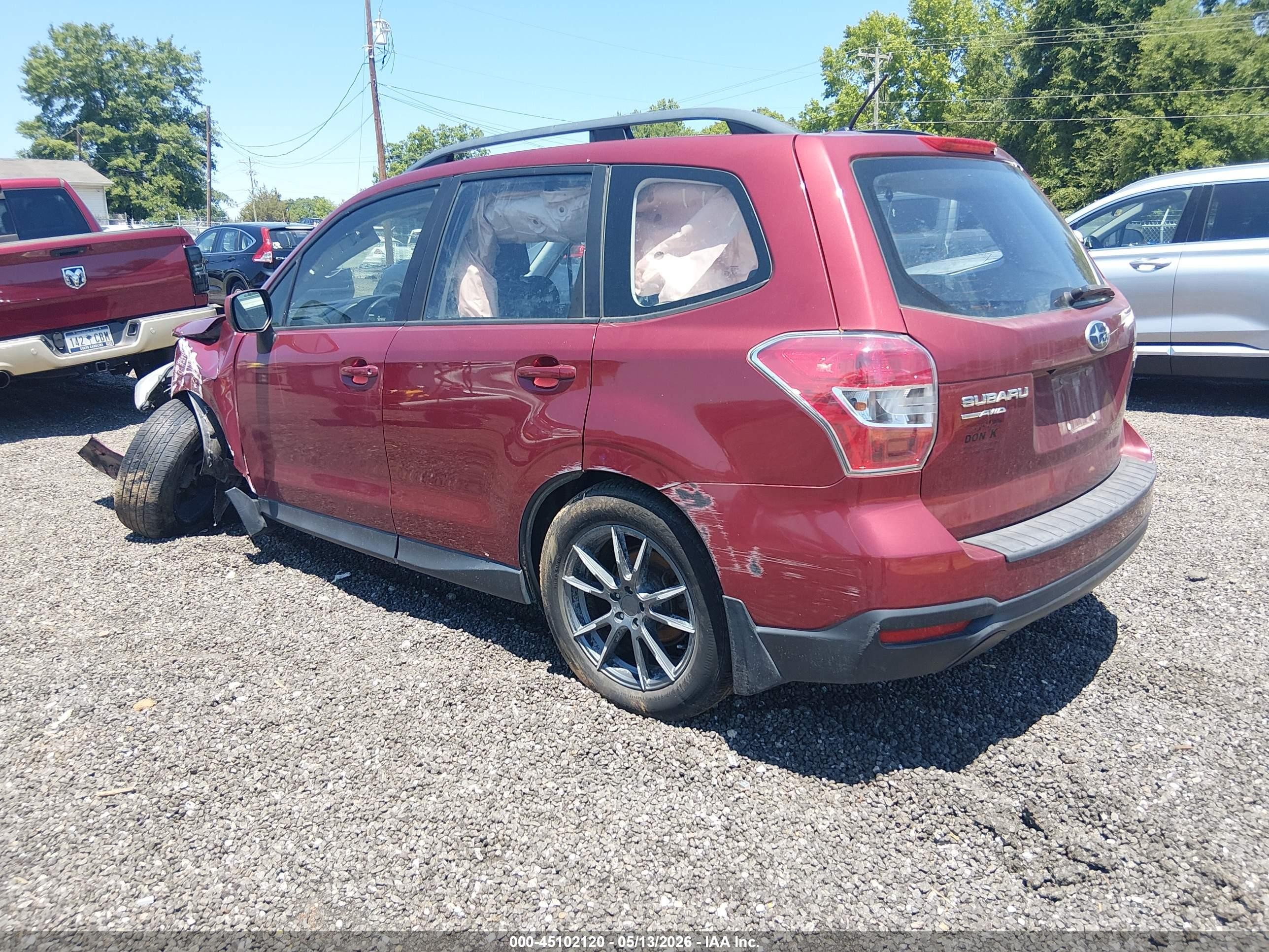 2015 Subaru Forester 2.5i Красный vin: JF2SJABC9FH420399