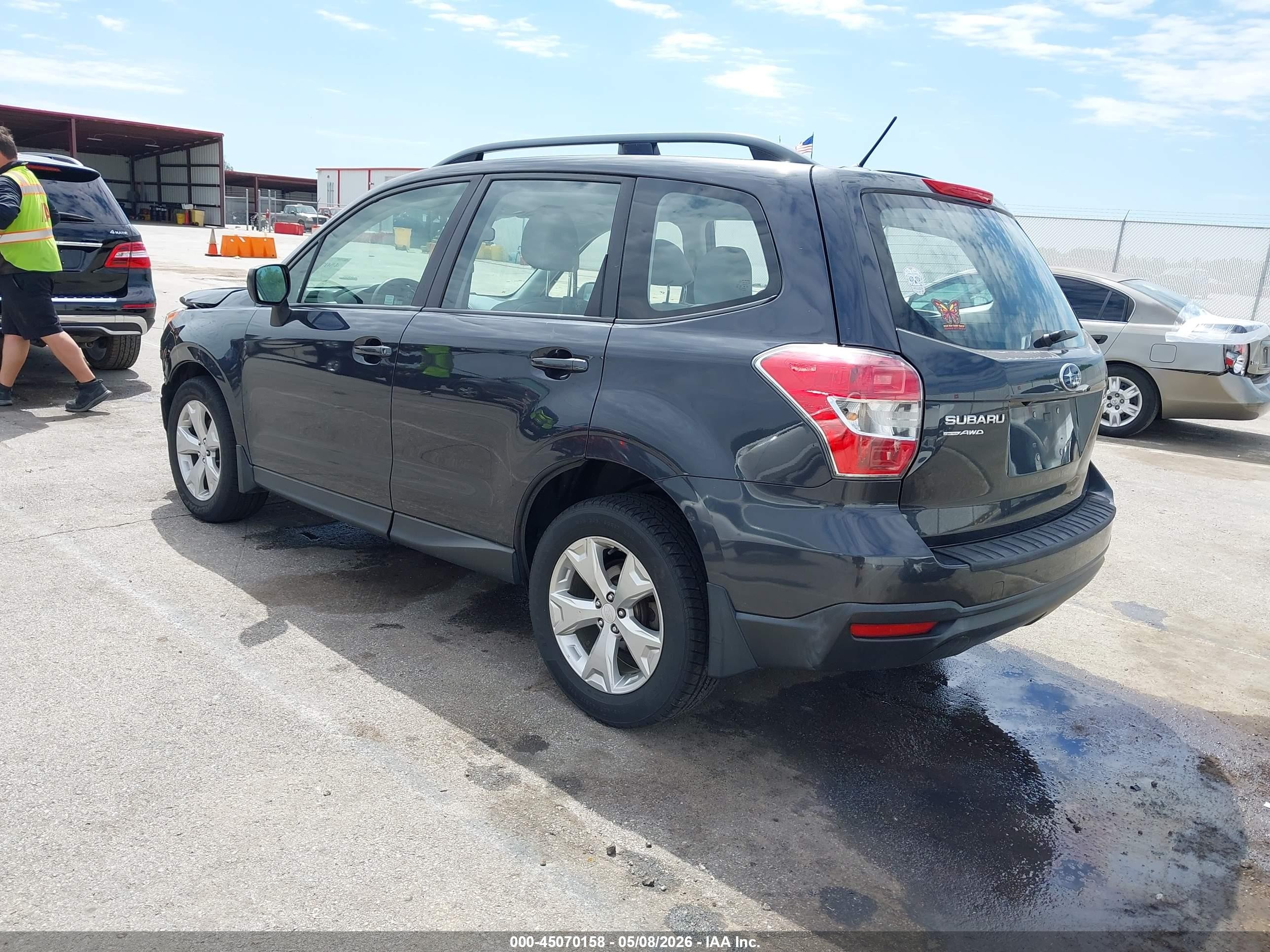2015 Subaru Forester 2.5i Black vin: JF2SJABC9FH462040