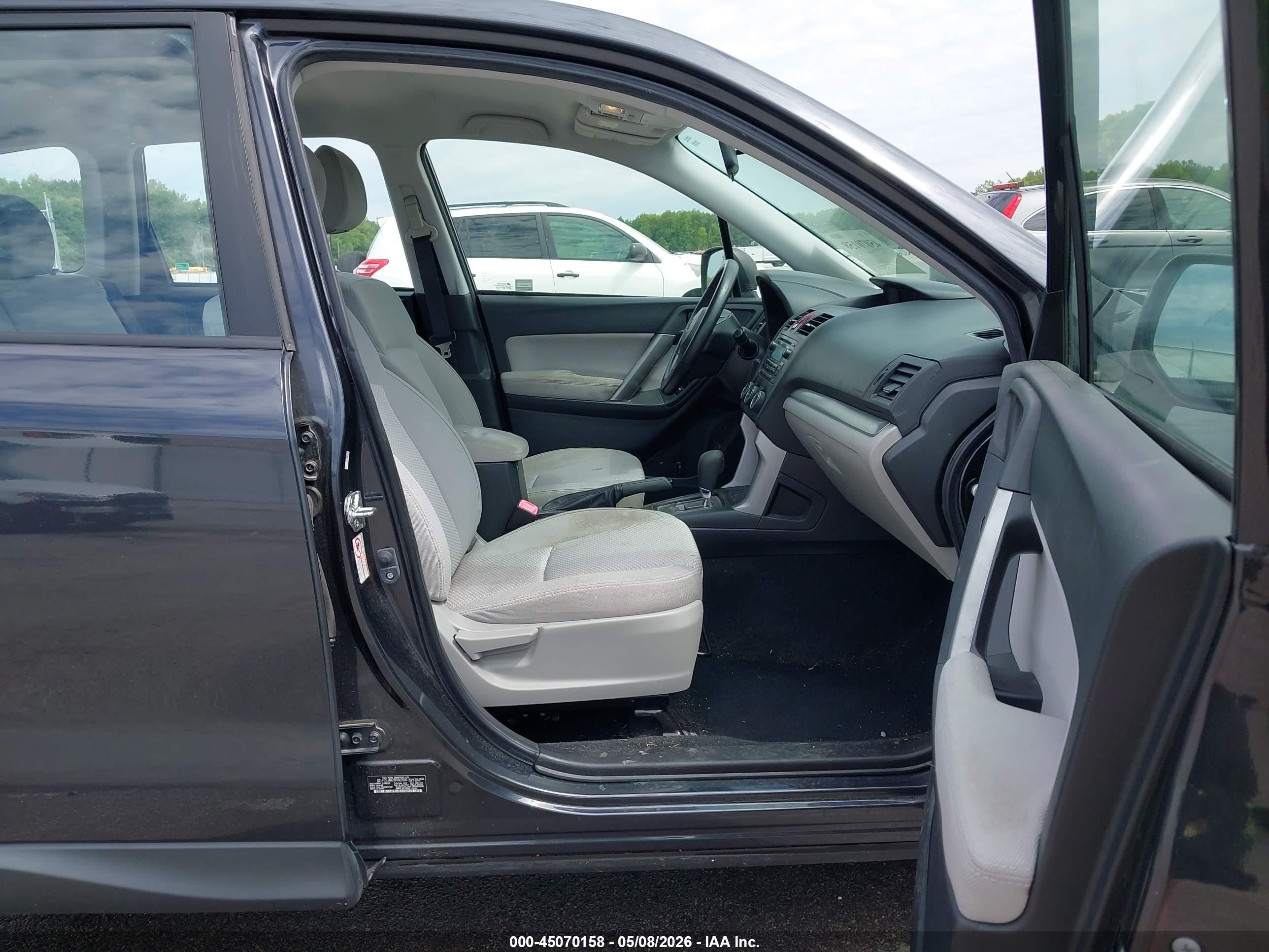 2015 Subaru Forester 2.5i Black vin: JF2SJABC9FH462040