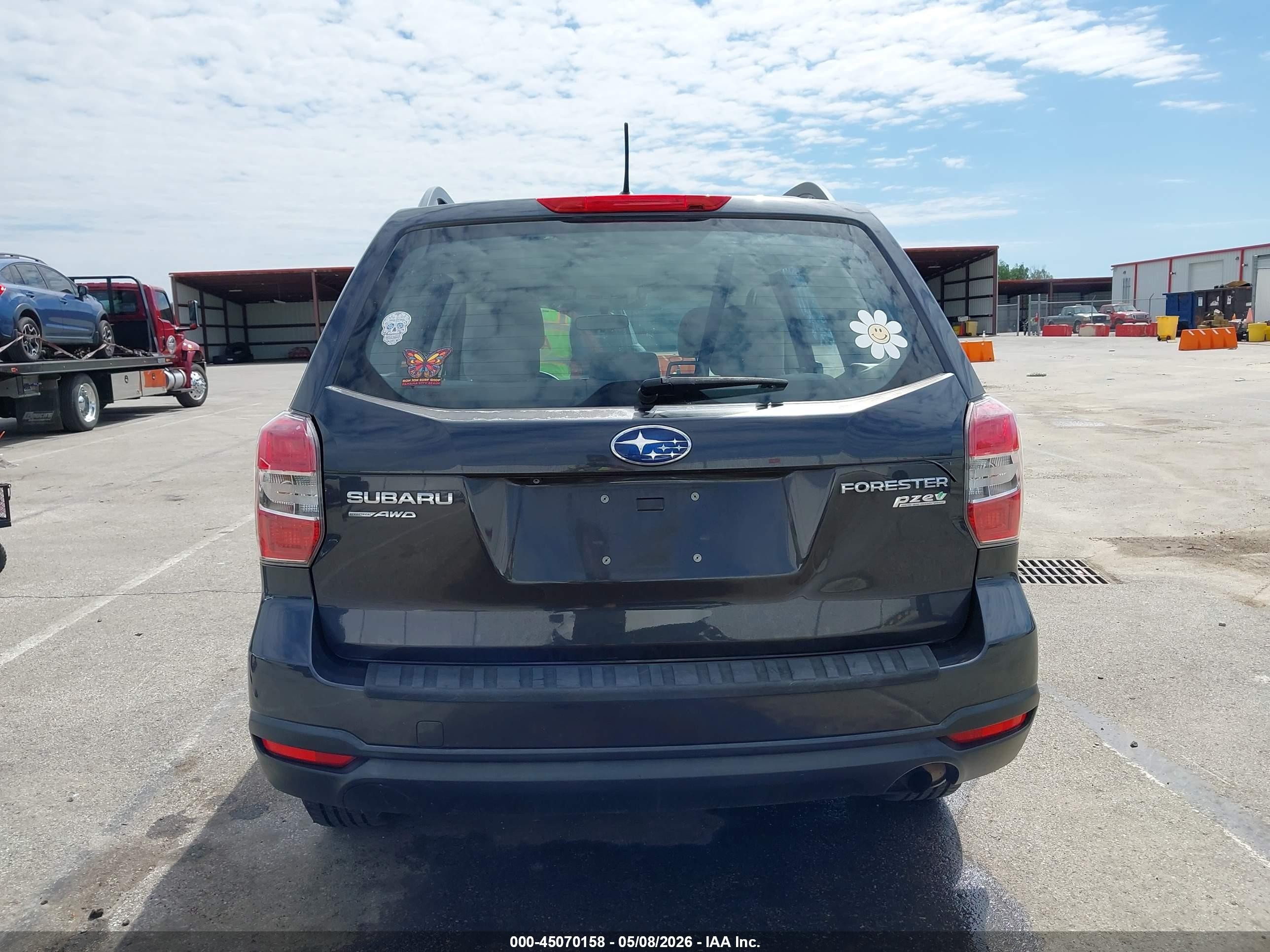 2015 Subaru Forester 2.5i Black vin: JF2SJABC9FH462040