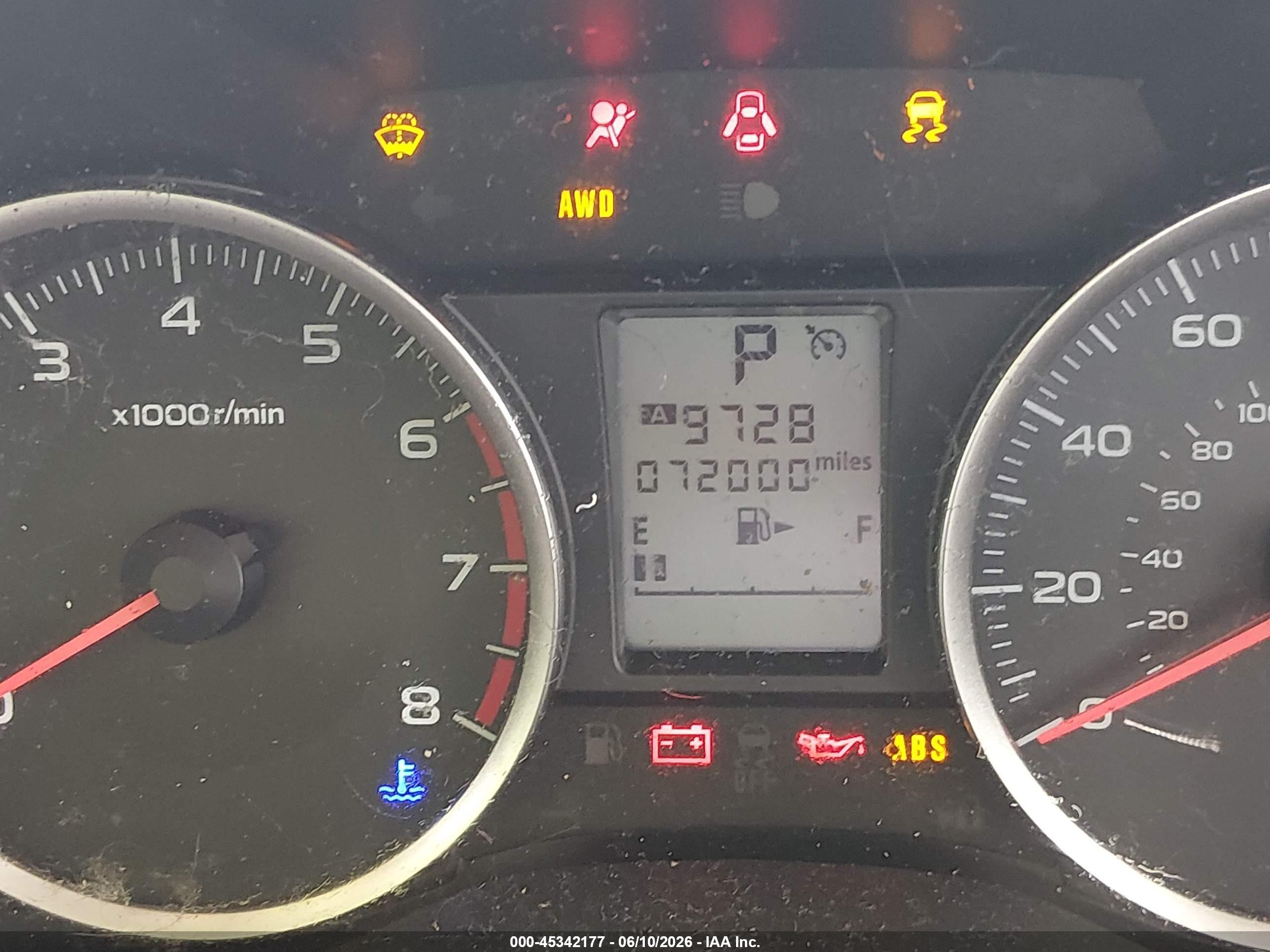 2015 Subaru Forester 2.5i Серебряный vin: JF2SJABC9FH492686