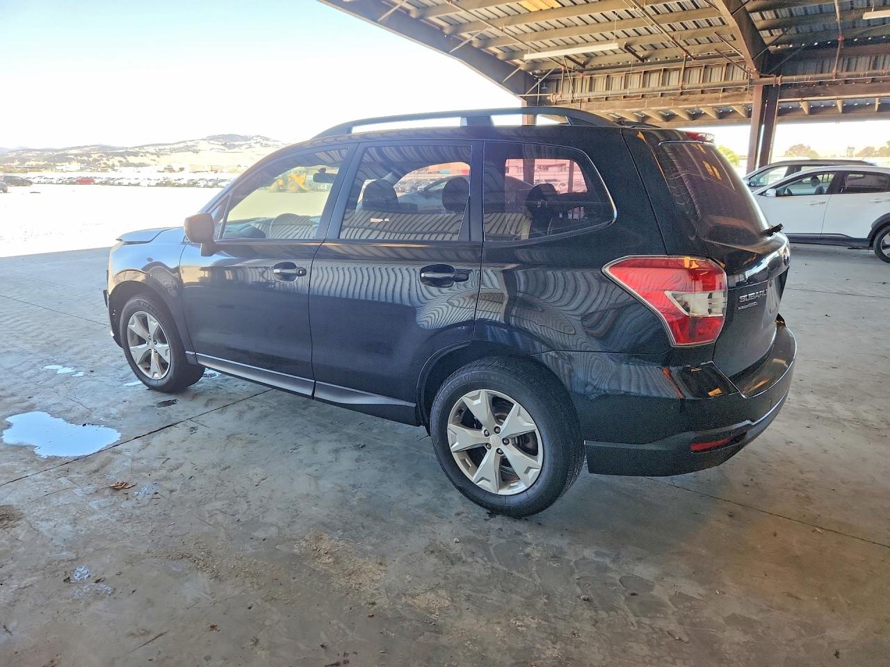 2015 Subaru Forester 2.5i Black vin: JF2SJABC9FH524052