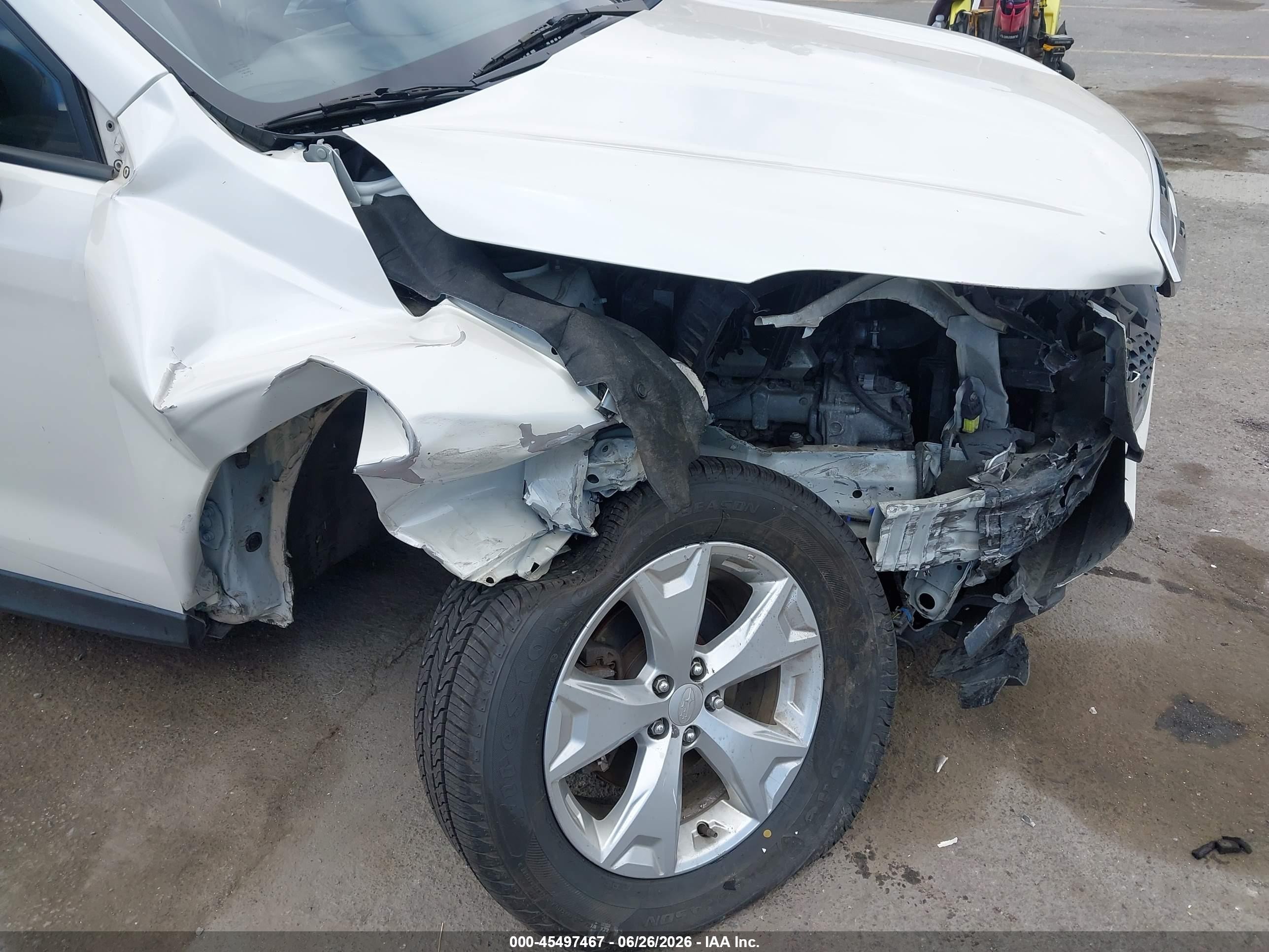 2015 Subaru Forester 2.5i Черный vin: JF2SJABC9FH540414