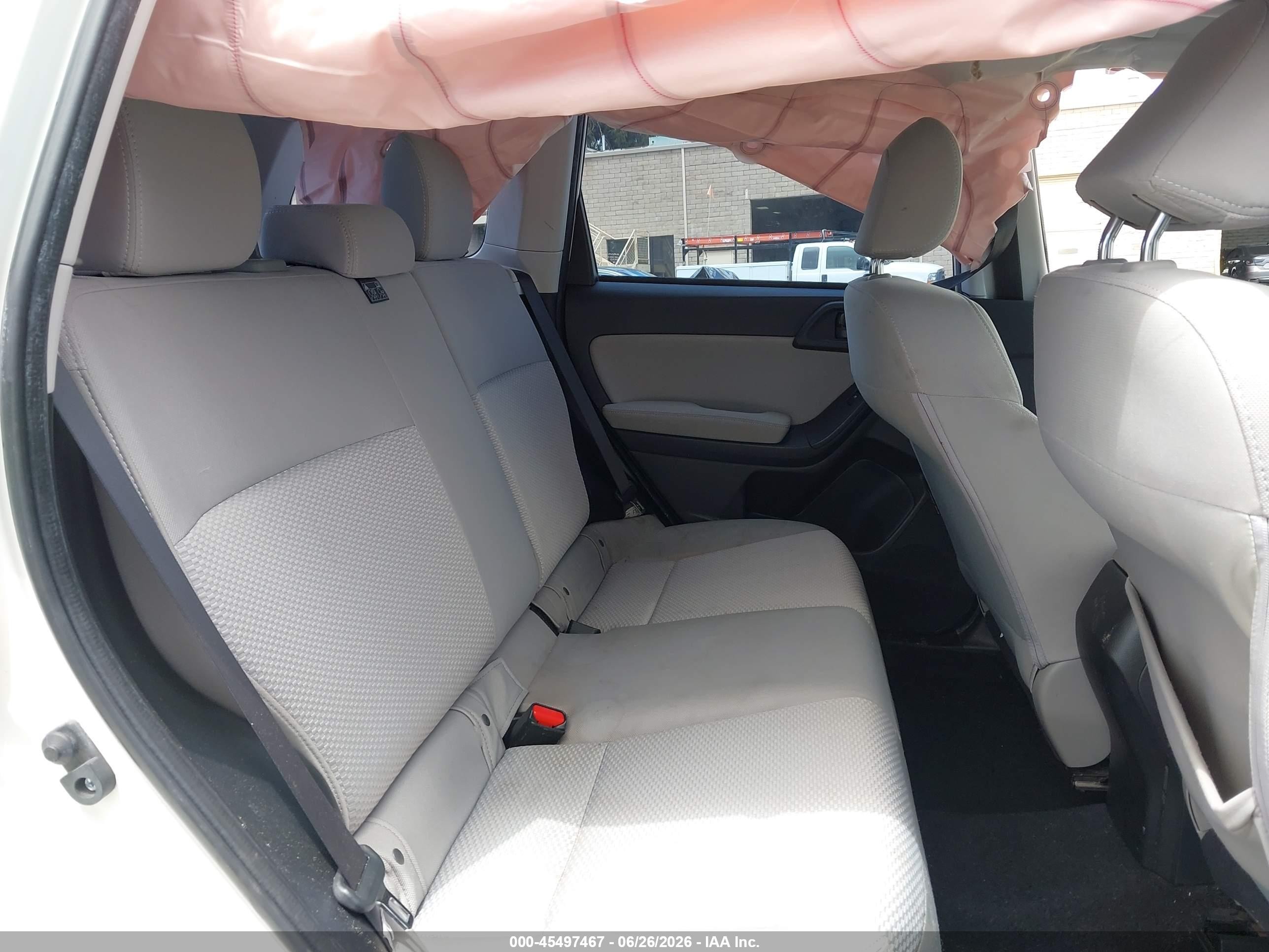 2015 Subaru Forester 2.5i Черный vin: JF2SJABC9FH540414